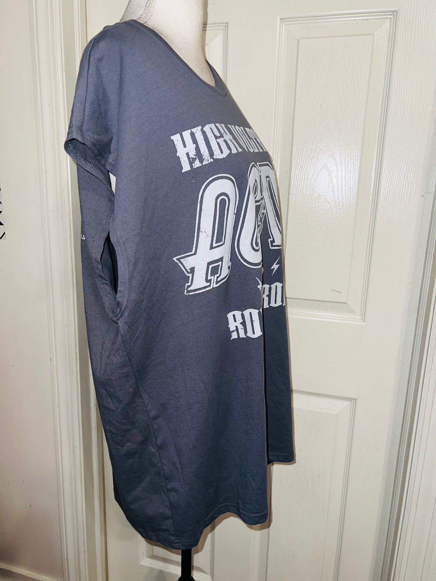 AC/DV Double Sided Oversized Distressed Tank