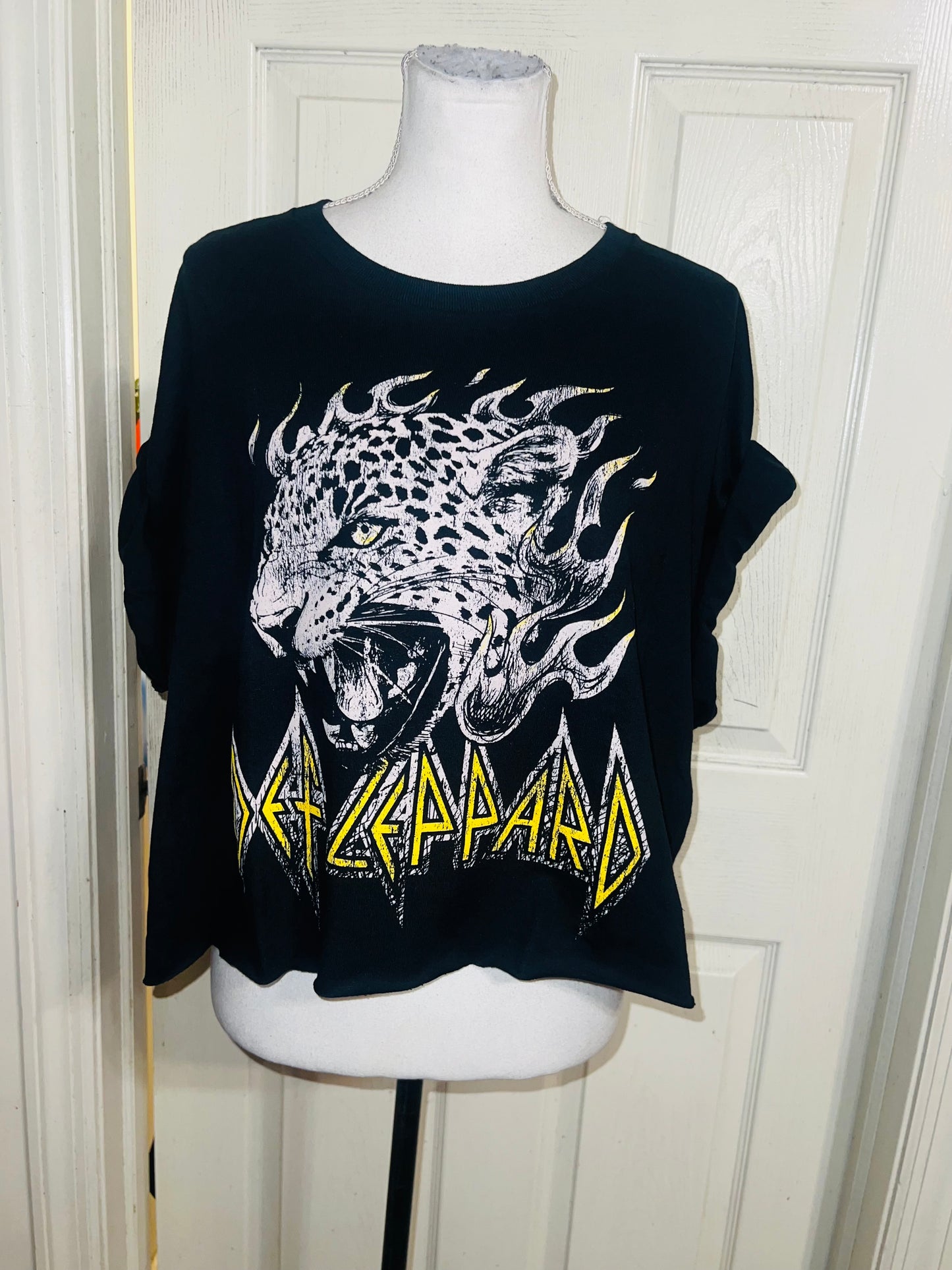 Def Leppard Oversized Distressed Tee