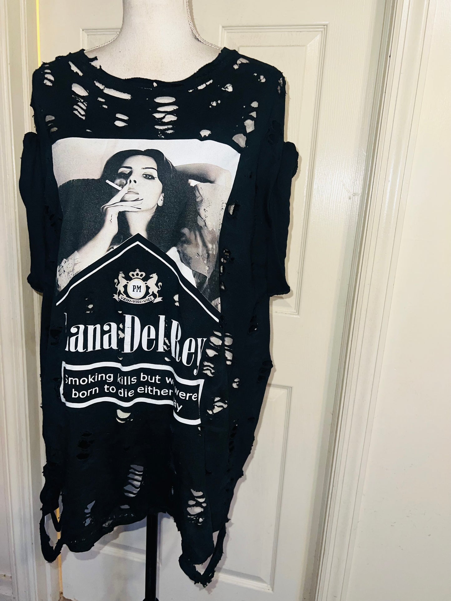 Lana Del Rey Born to Die Oversized Distressed Tee