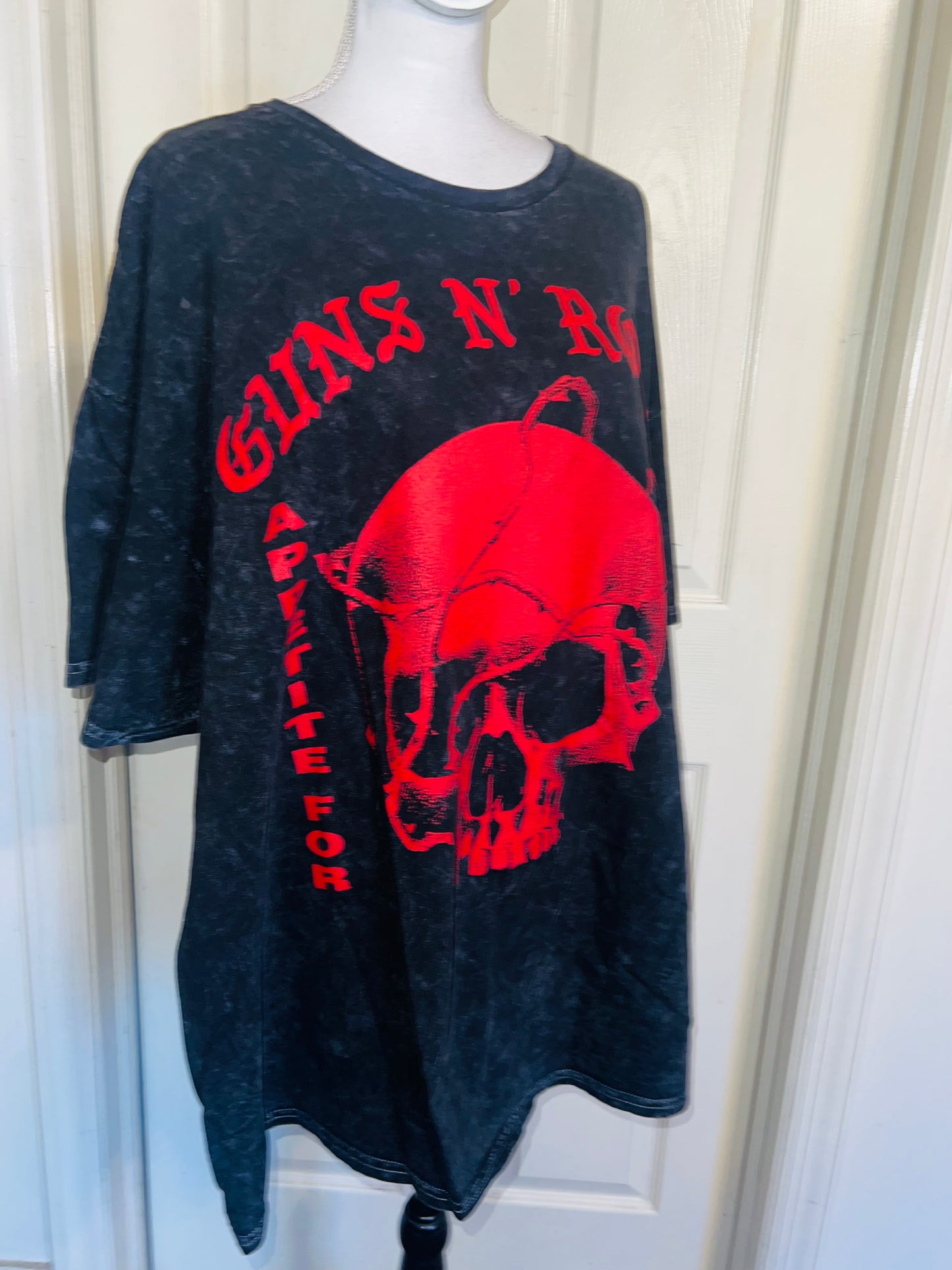 Guns N’ Roses Oversized Distressed Tee