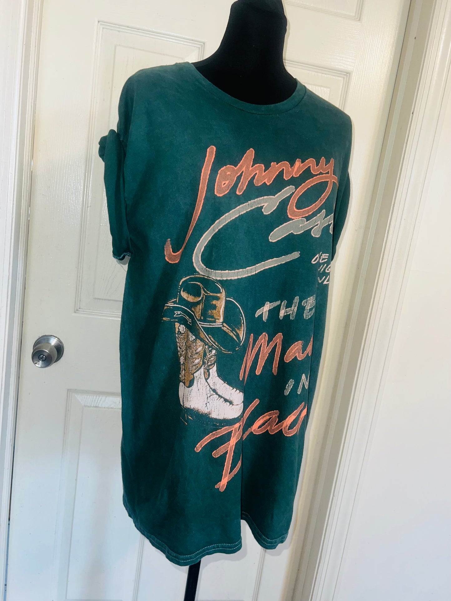 Johnny Cash Oversized Distressed Tee