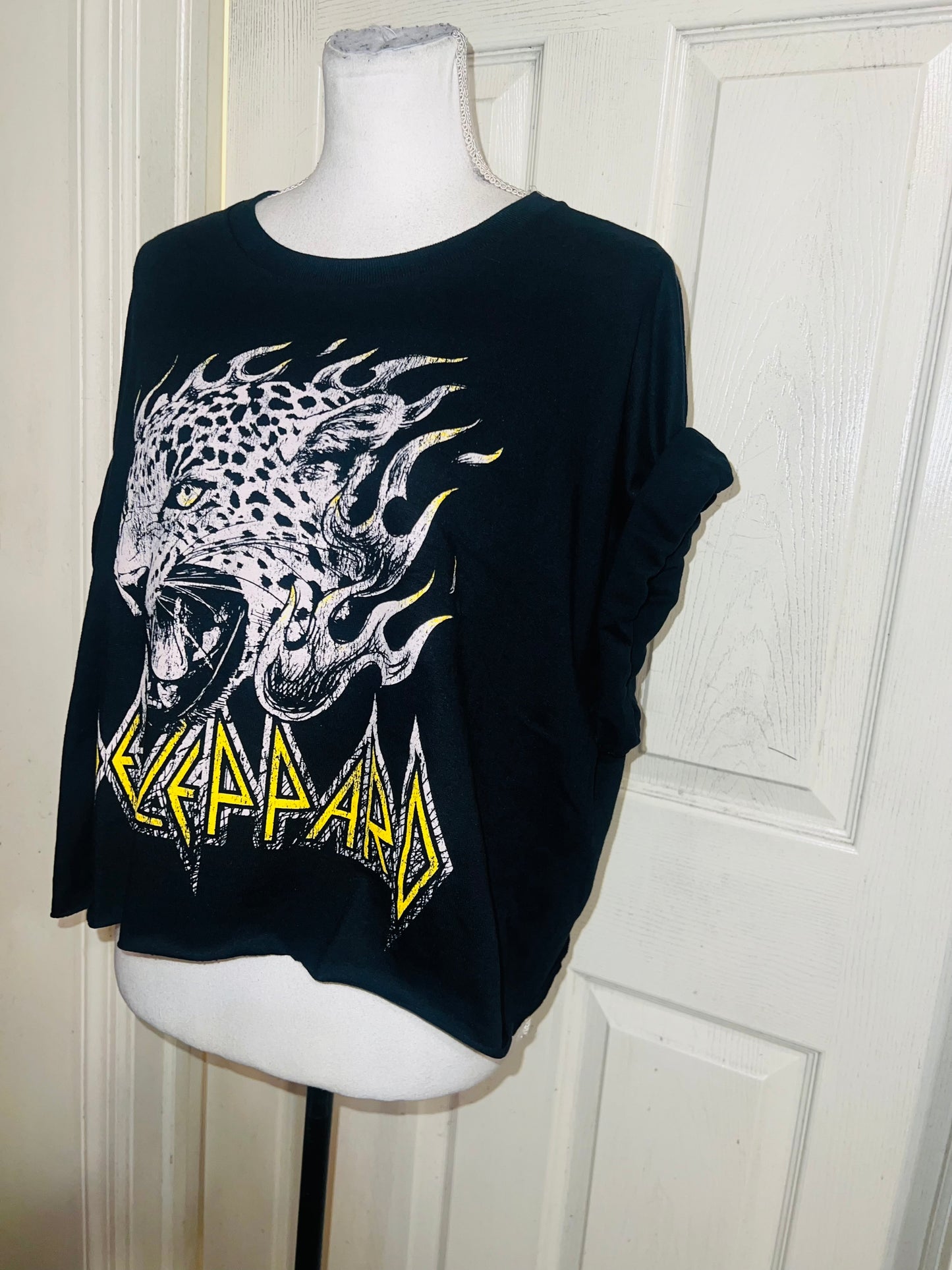 Def Leppard Oversized Distressed Tee