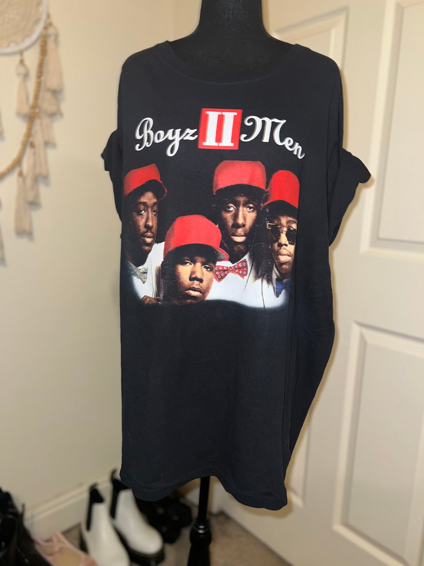 Boyz II Men Oversized Distressed Tee