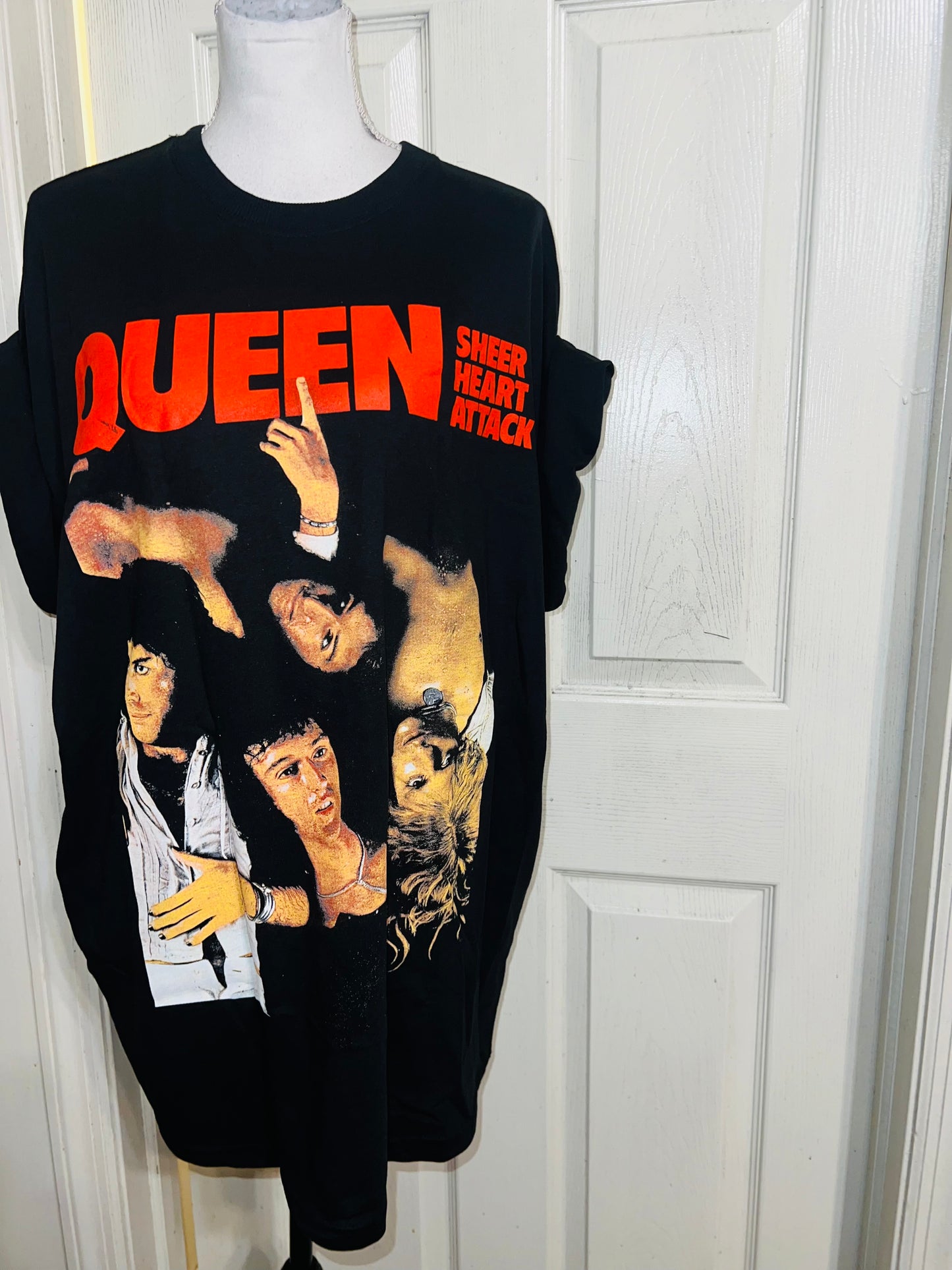 Queen Oversized Distressed Tee