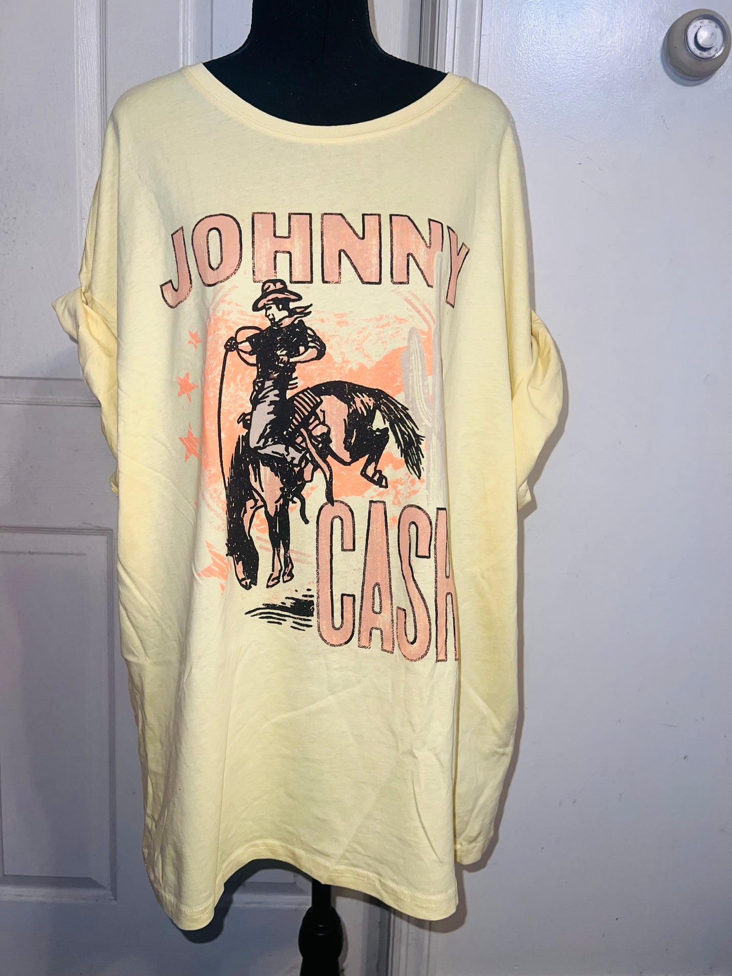 Johnny Cash Oversized Distressed Tee