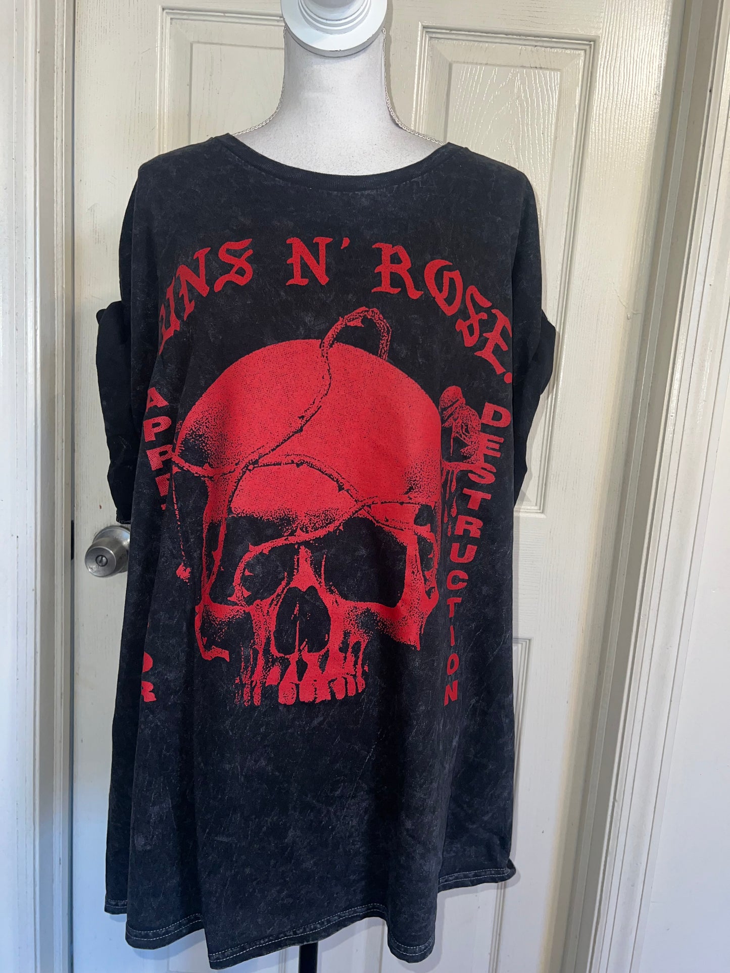 Guns N’ Roses Oversized Distressed Tee