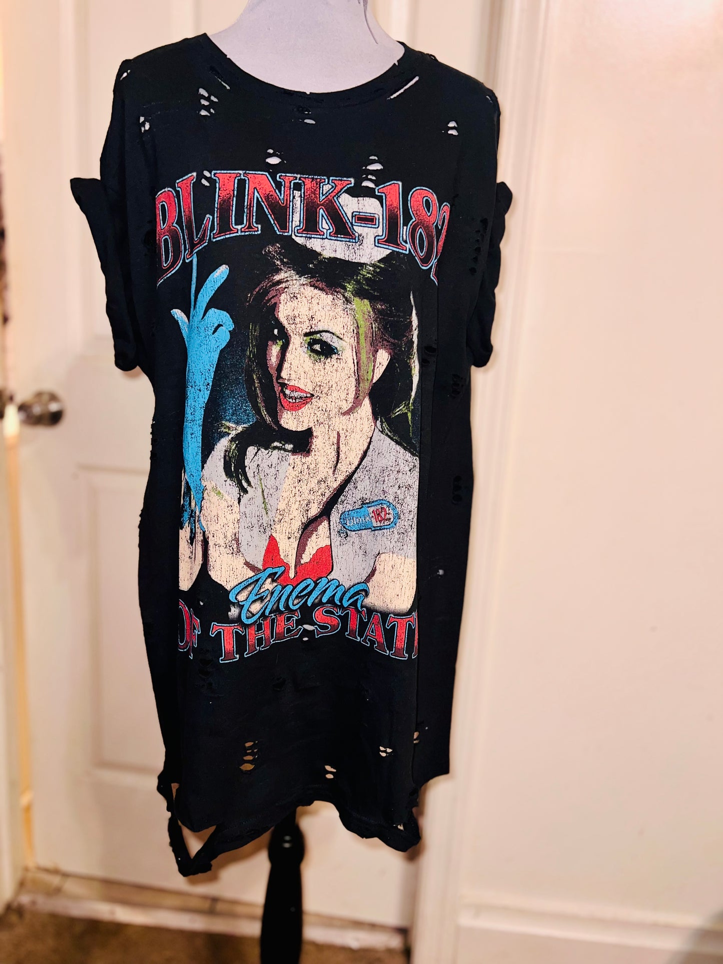 Blink 182 Oversized Distressed Tee