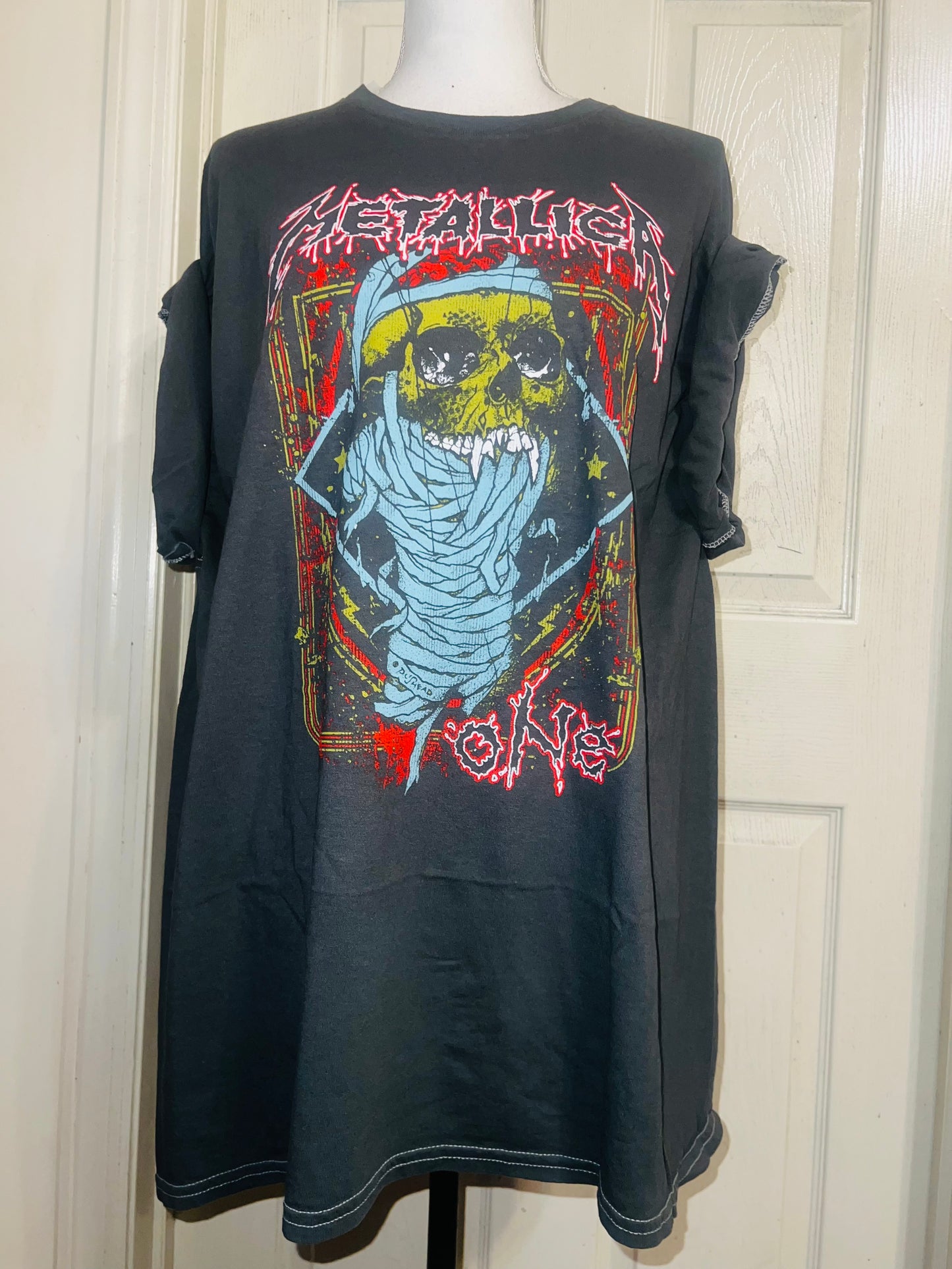 Metallica Oversized Distressed Tee