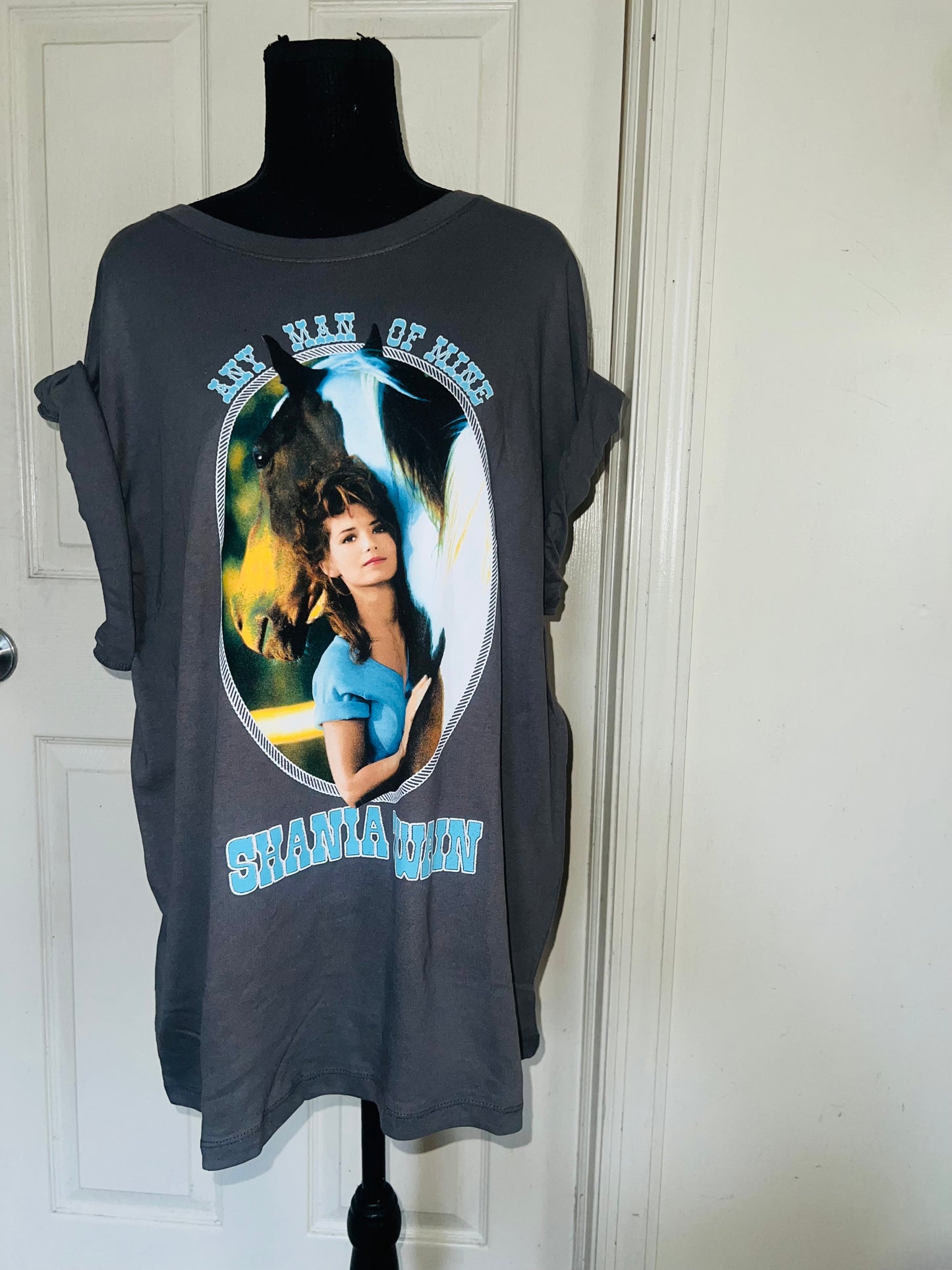 Shania Twain Oversized Distressed Tee