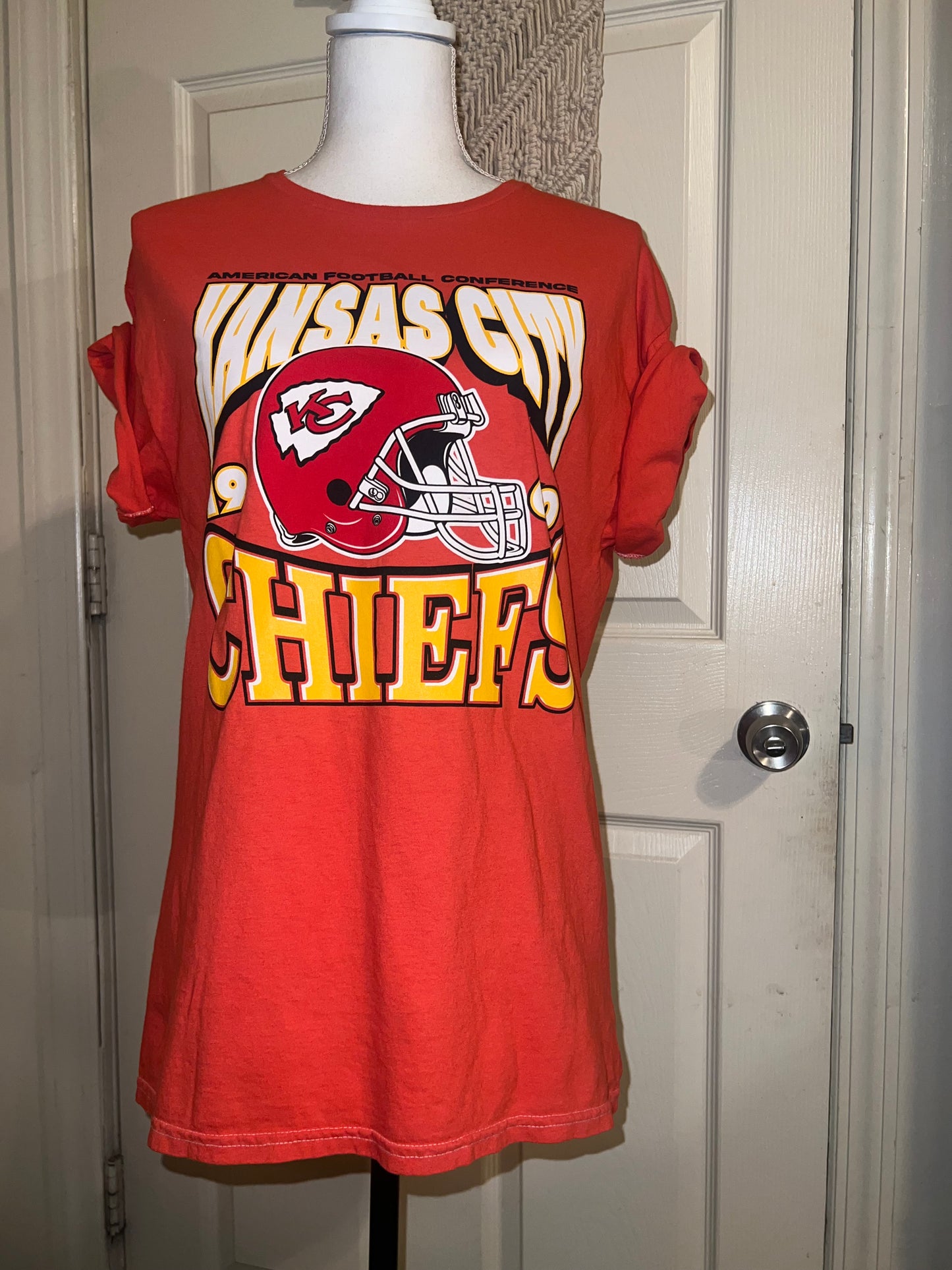 Kansas City Chiefs Oversized Distressed T-Shirt