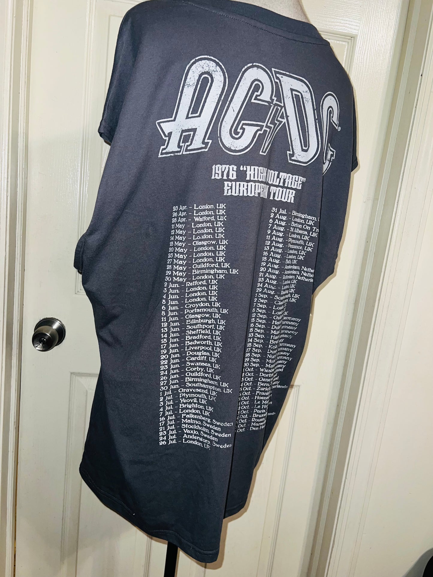 AC/DV Double Sided Oversized Distressed Tank