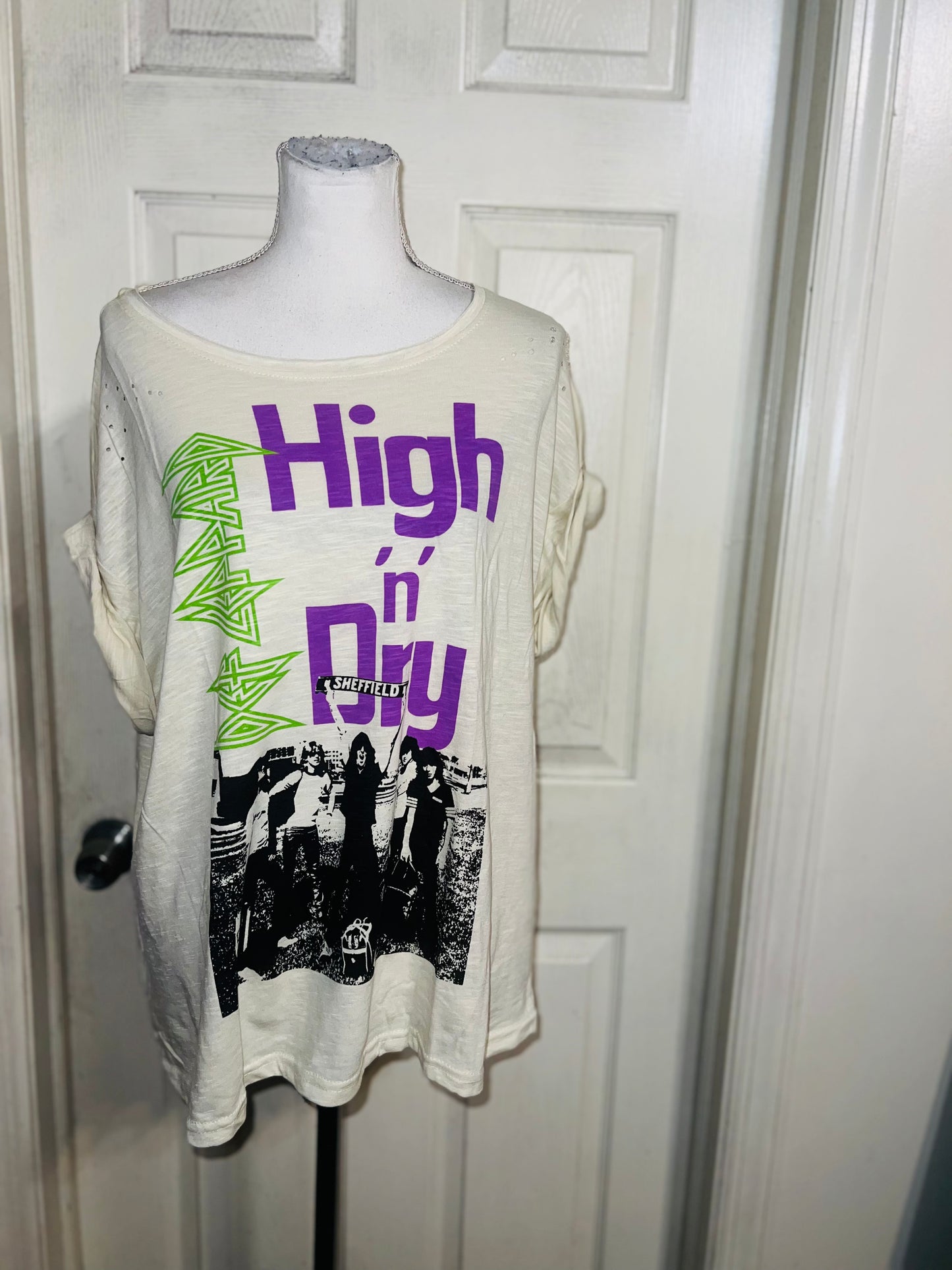 Def Leppard Oversized Distressed Tee