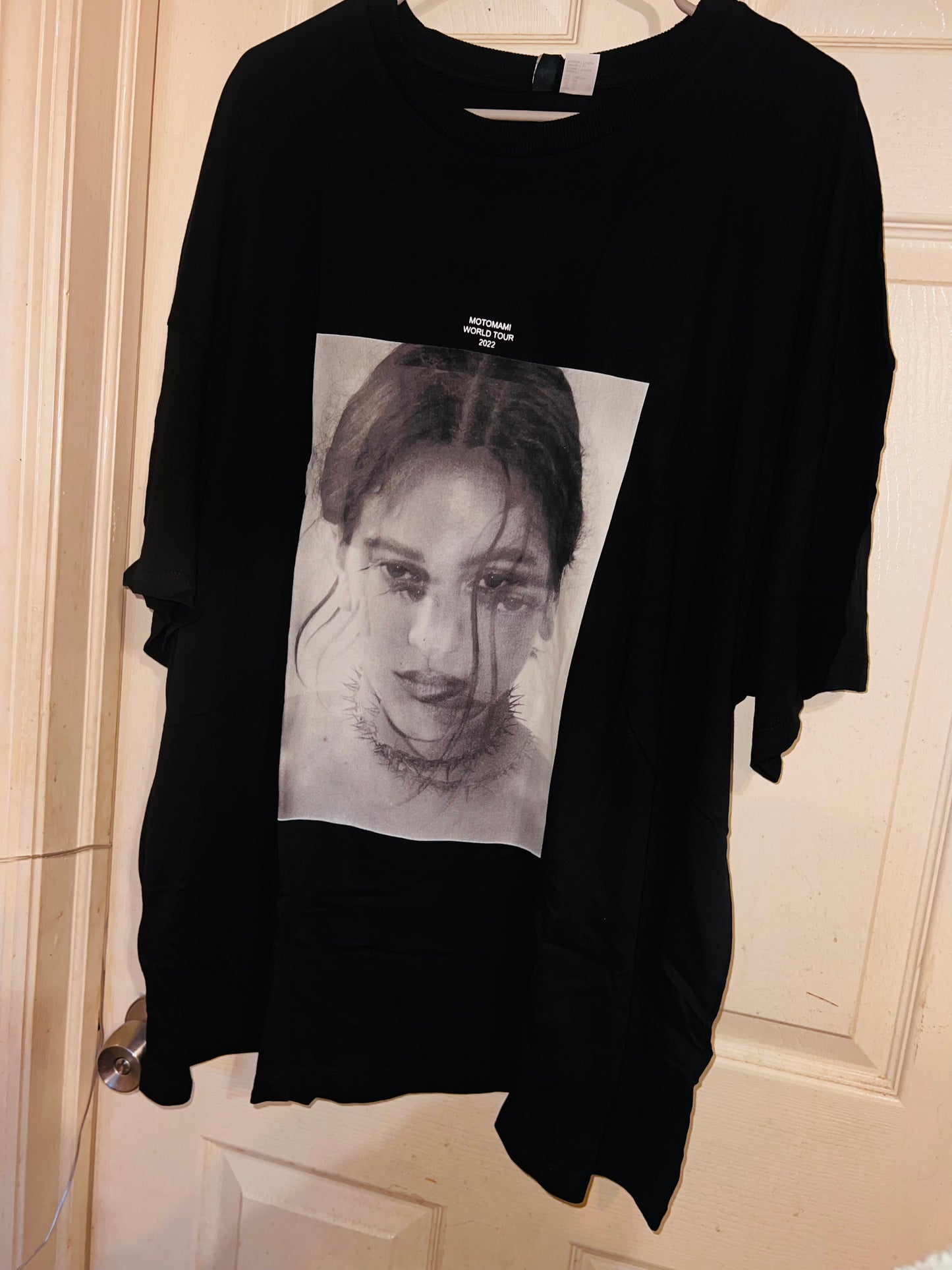Rosalia Oversized Distressed Tee