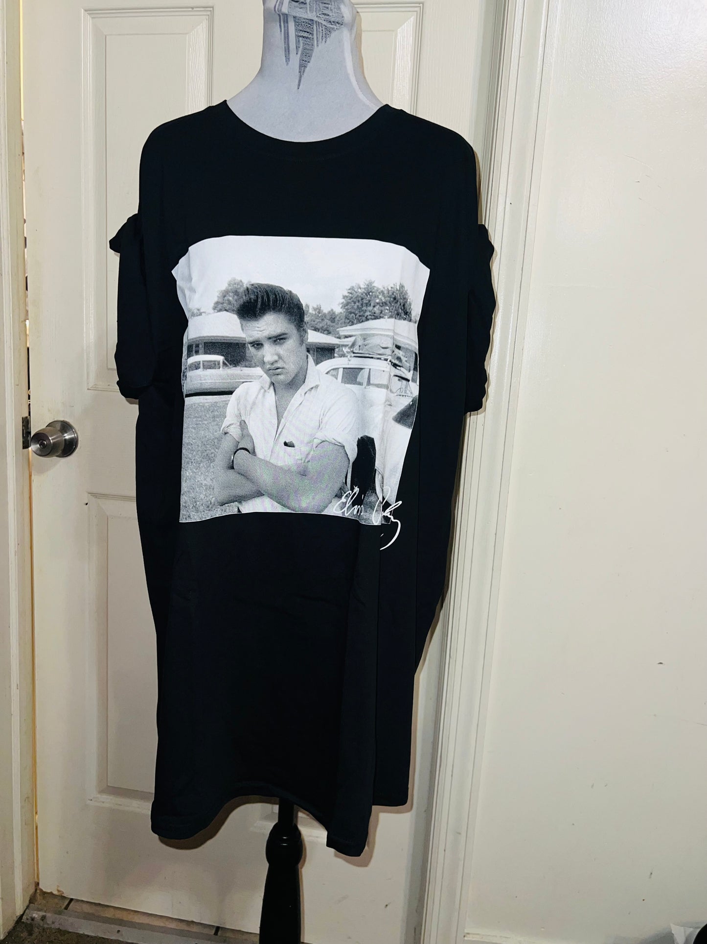 Elvis Presley Oversized Distressed Tee
