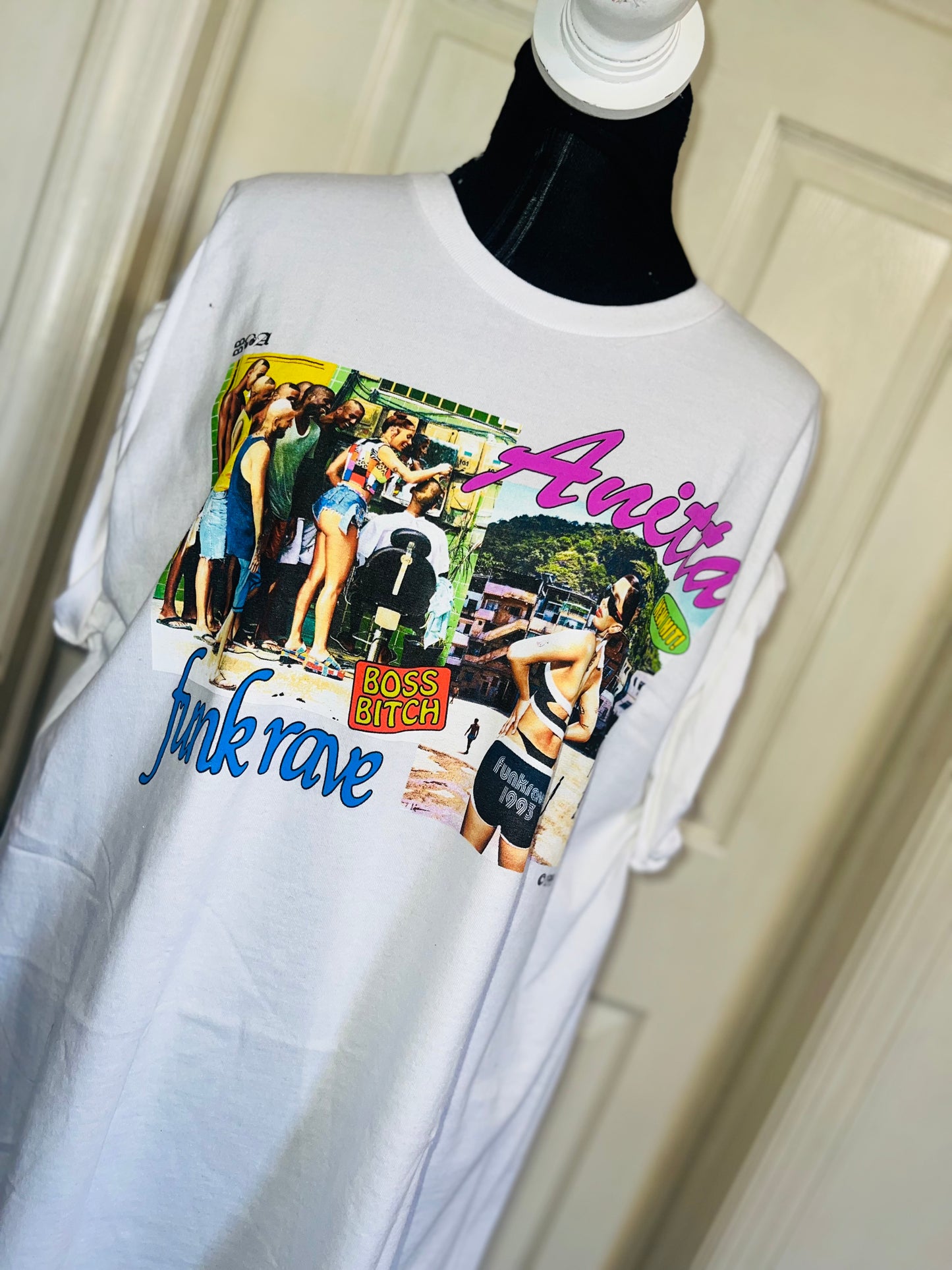 Anitta Oversized Distressed Tee