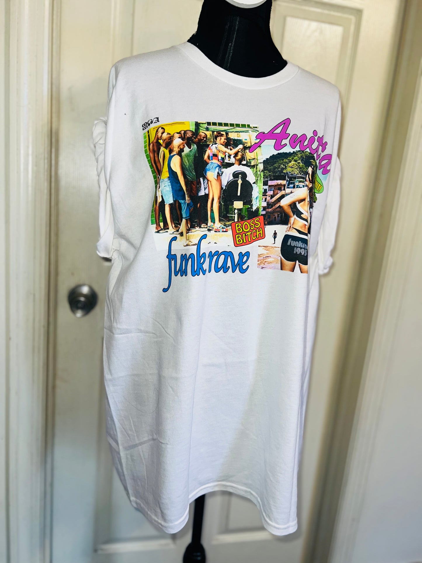 Anitta Oversized Distressed Tee