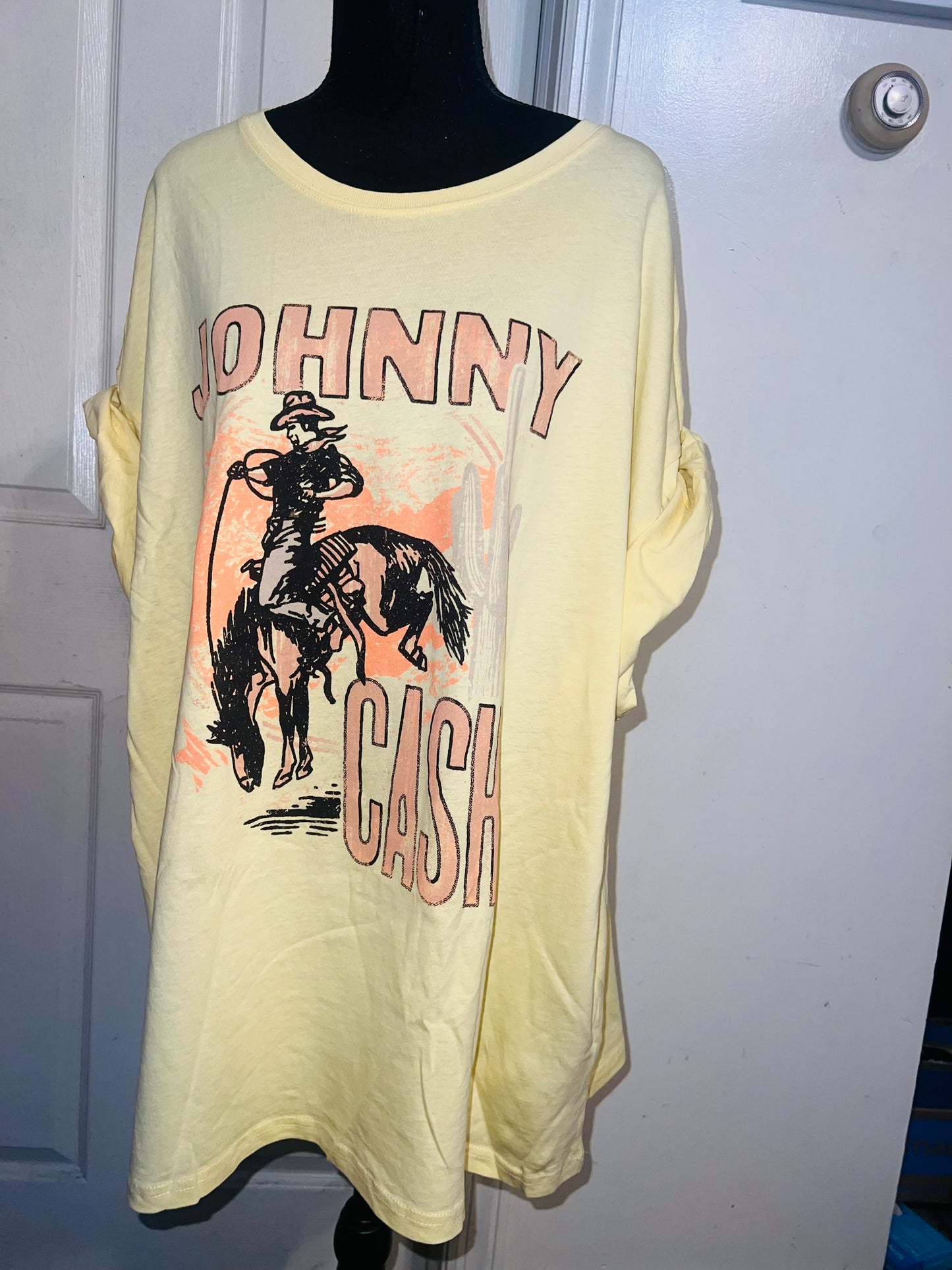 Johnny Cash Oversized Distressed Tee