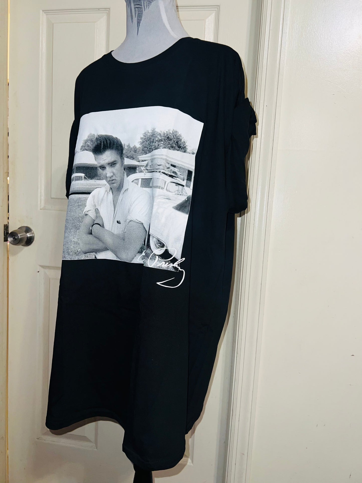 Elvis Presley Oversized Distressed Tee