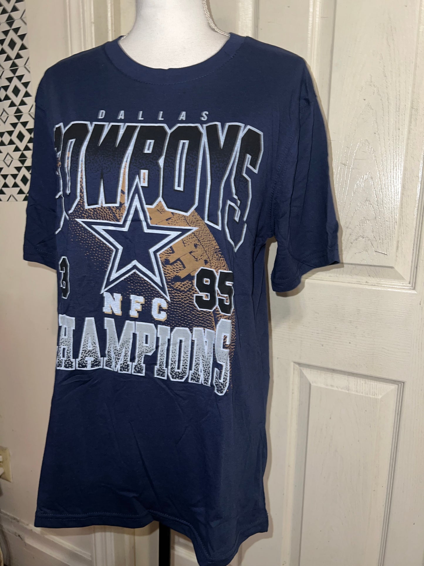 Dallas Cowboys Oversized Distressed Tee