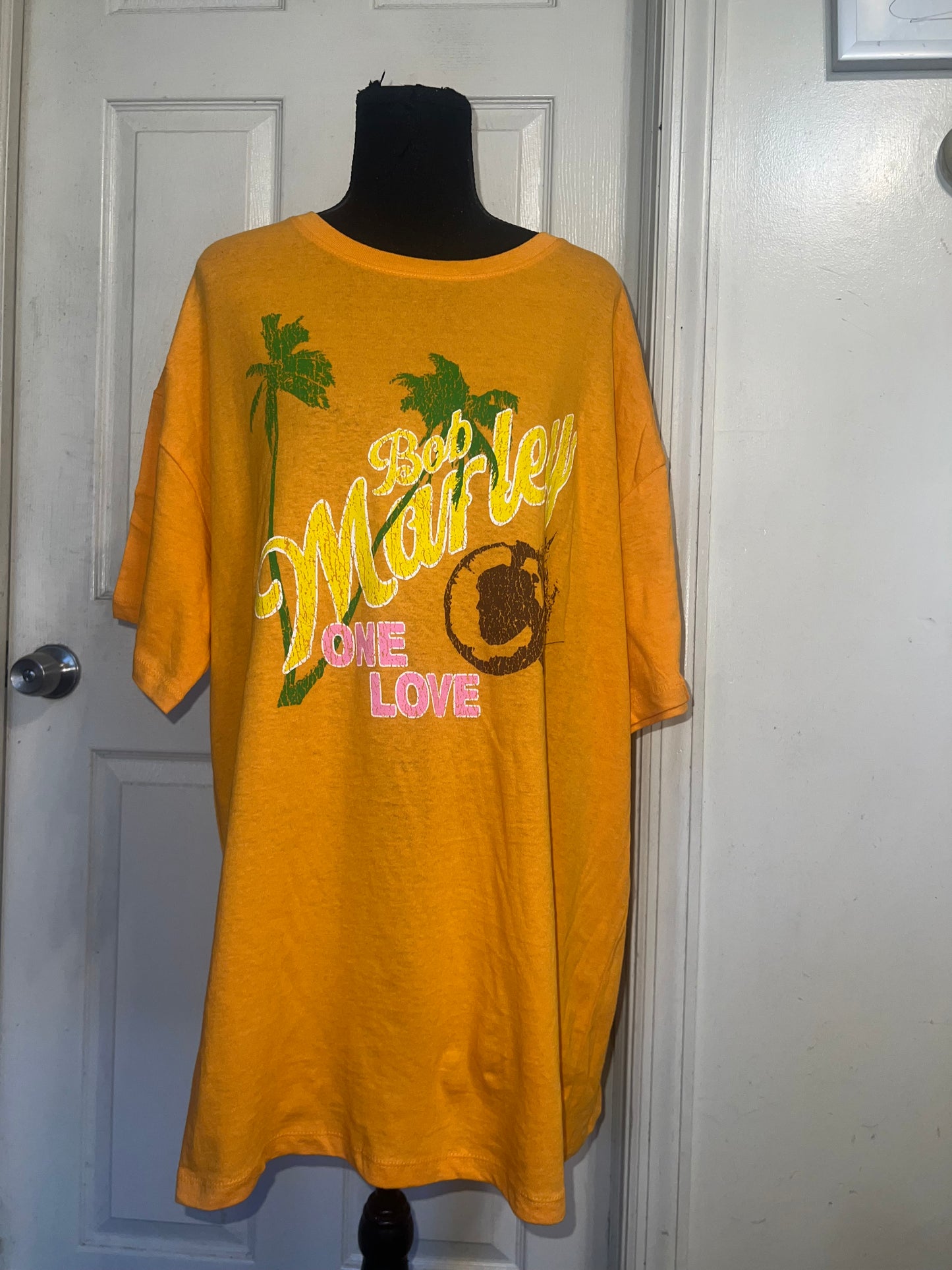 Bob Marley Oversized Distressed Tee