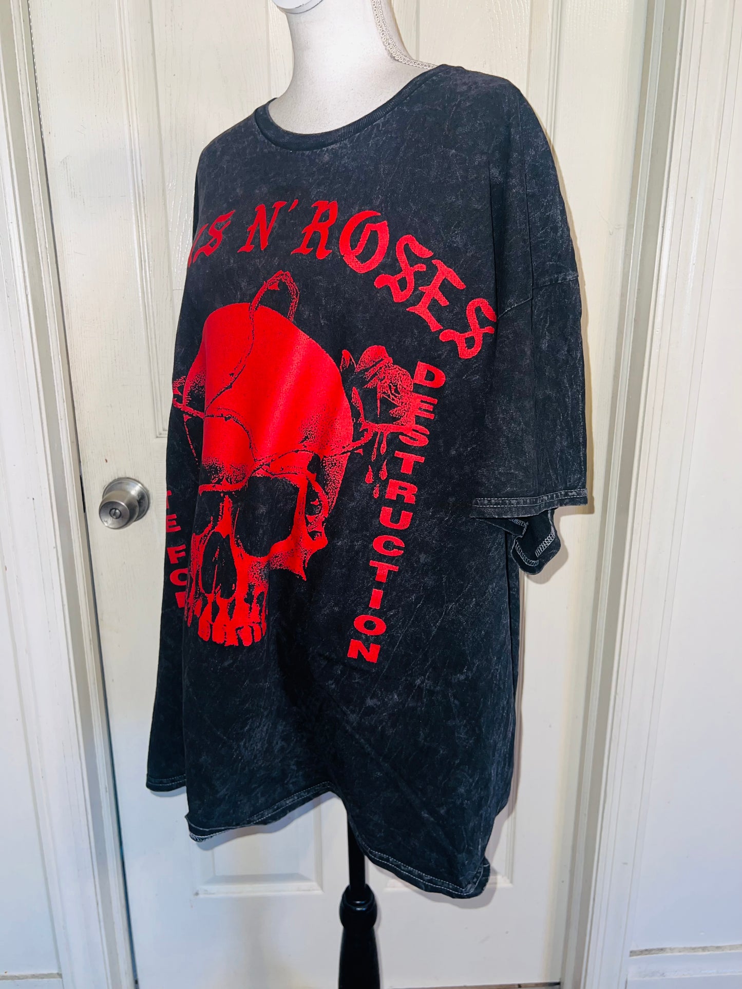 Guns N’ Roses Oversized Distressed Tee