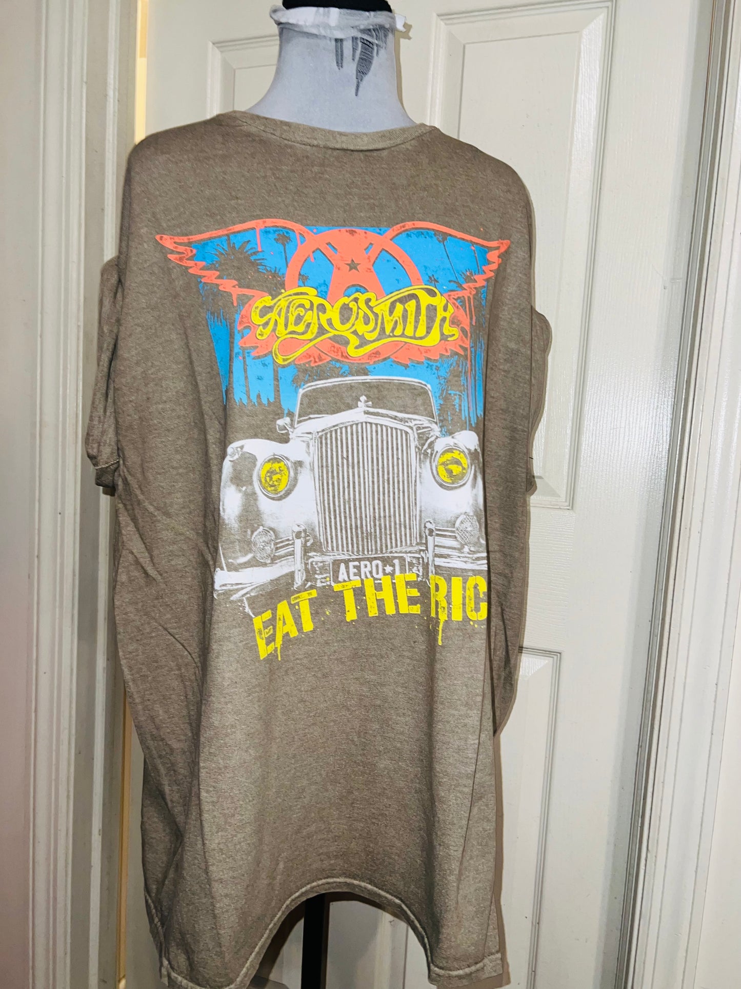 Aerosmith “Eat the Rich” Oversized Distressed Tee