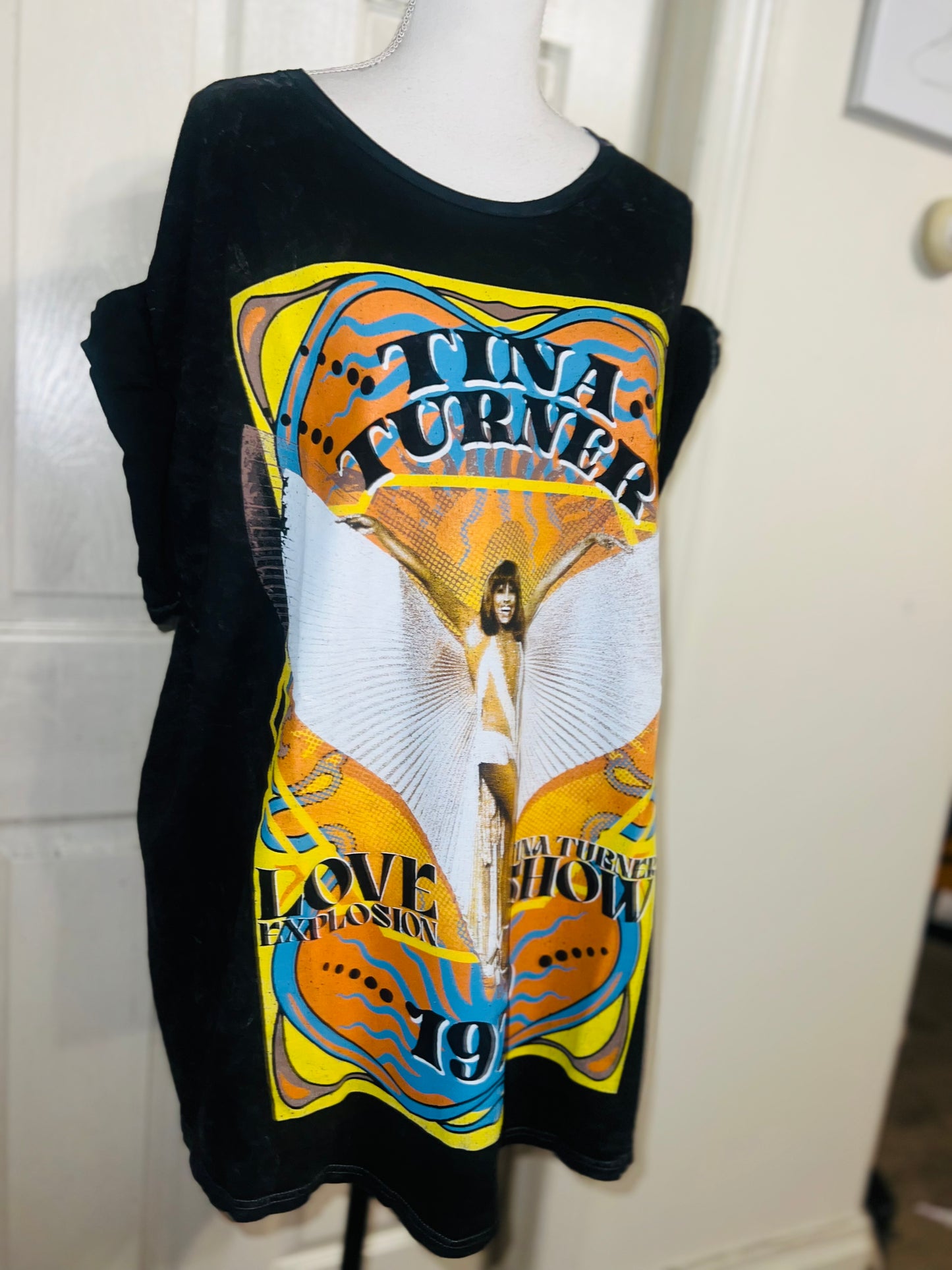 Tina Turner Oversized Distressed Tee