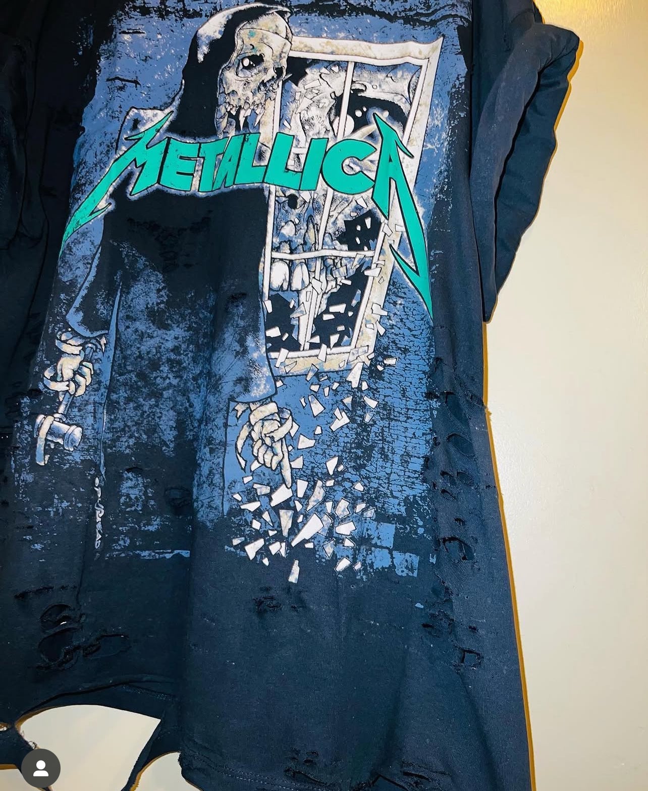 Metallica Oversized Distressed Tee