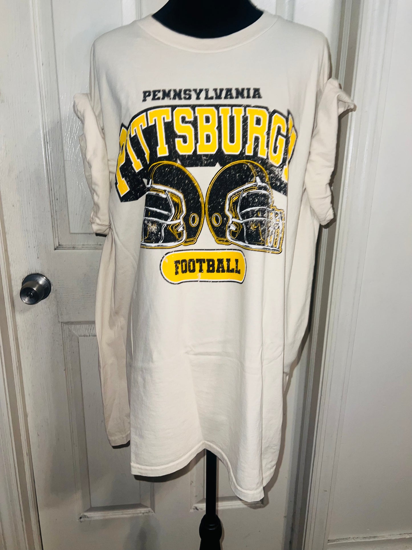 Pittsburgh Steelers Oversized Distressed Tee