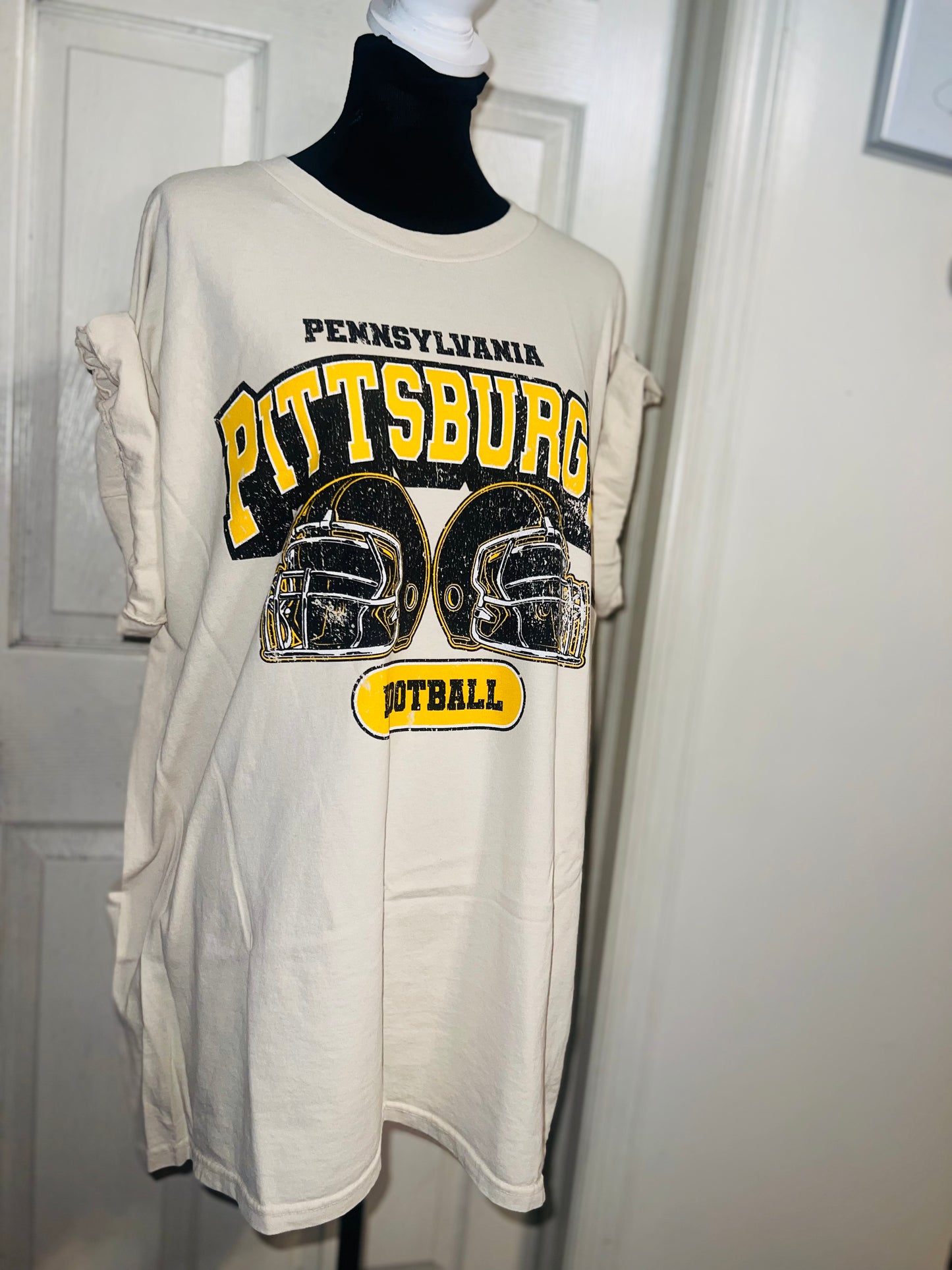 Pittsburgh Steelers Oversized Distressed Tee