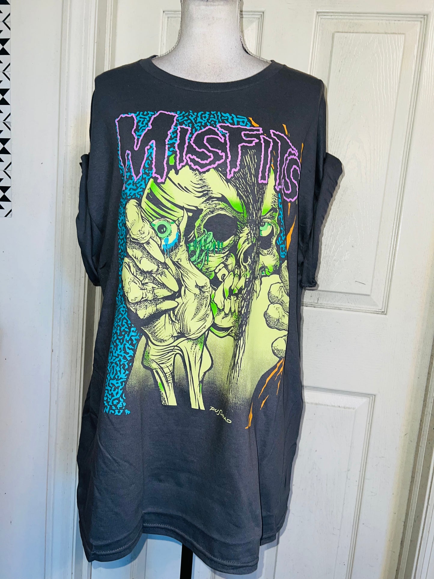 Misfits Oversized Distressed Tee