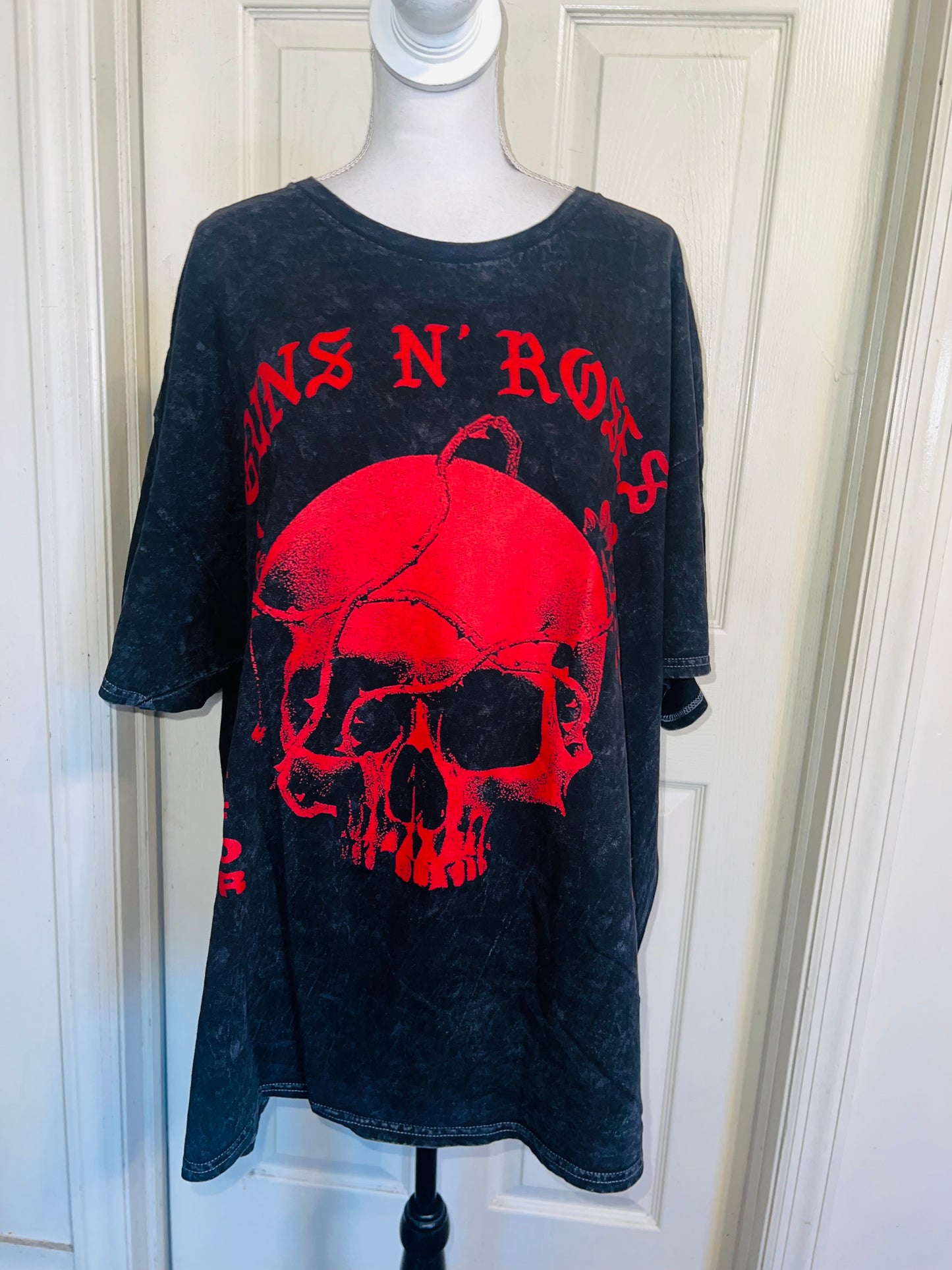Guns N’ Roses Oversized Distressed Tee