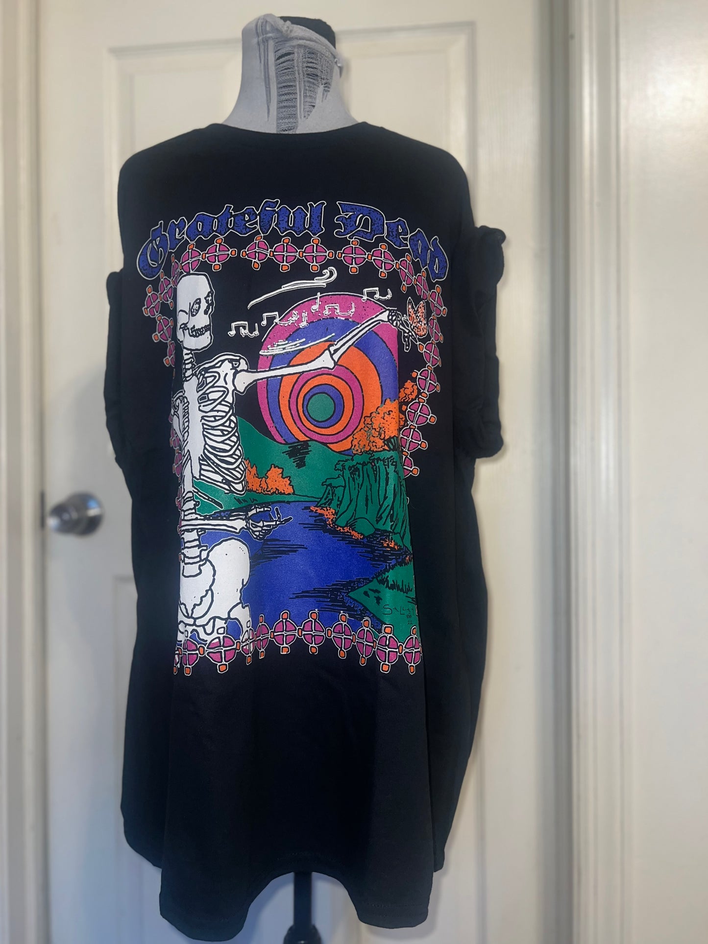 Grateful Dead Oversized Distressed Tee