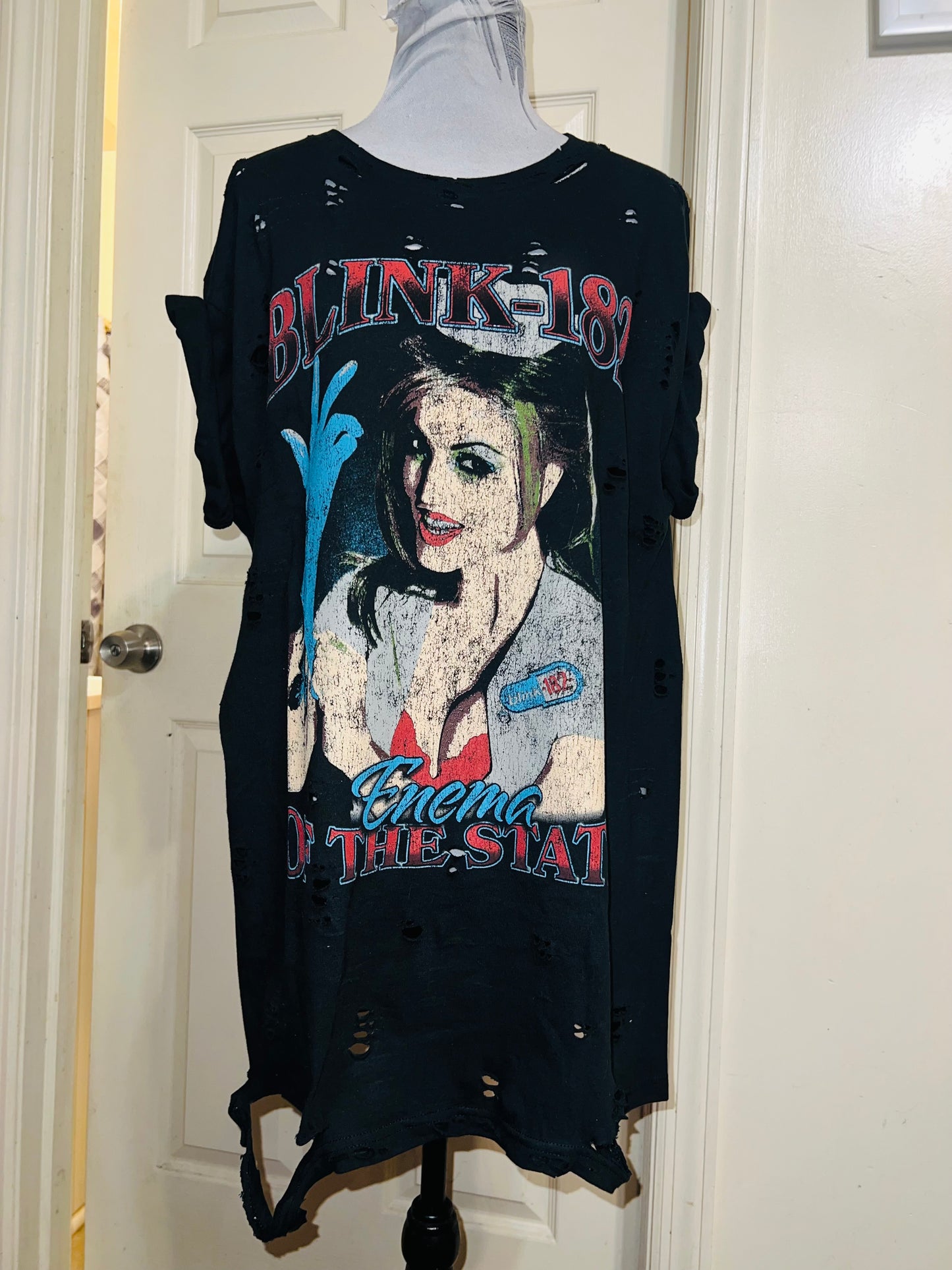 Blink 182 Oversized Distressed Tee