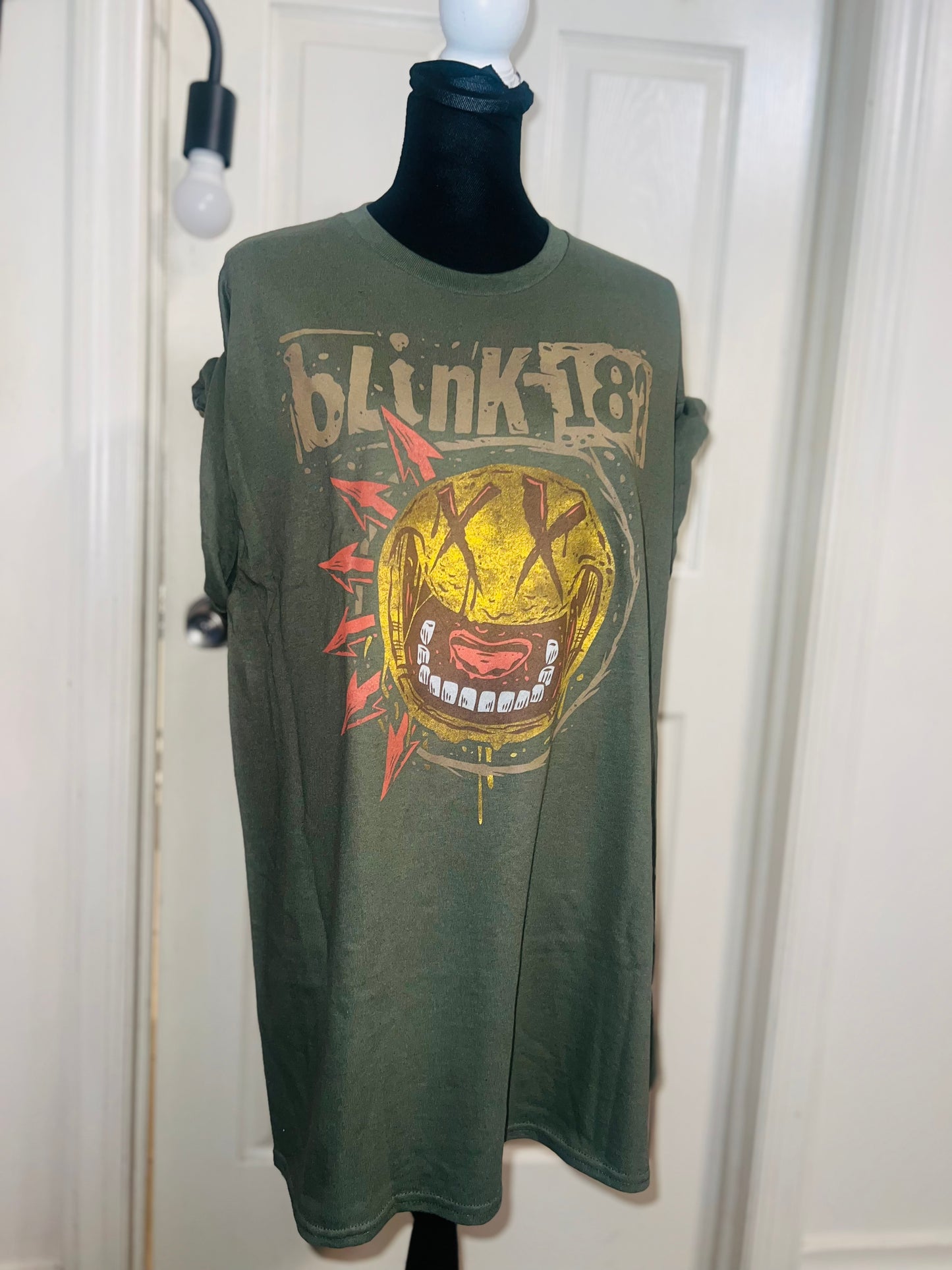 Blink 182 Oversized Distressed Tee