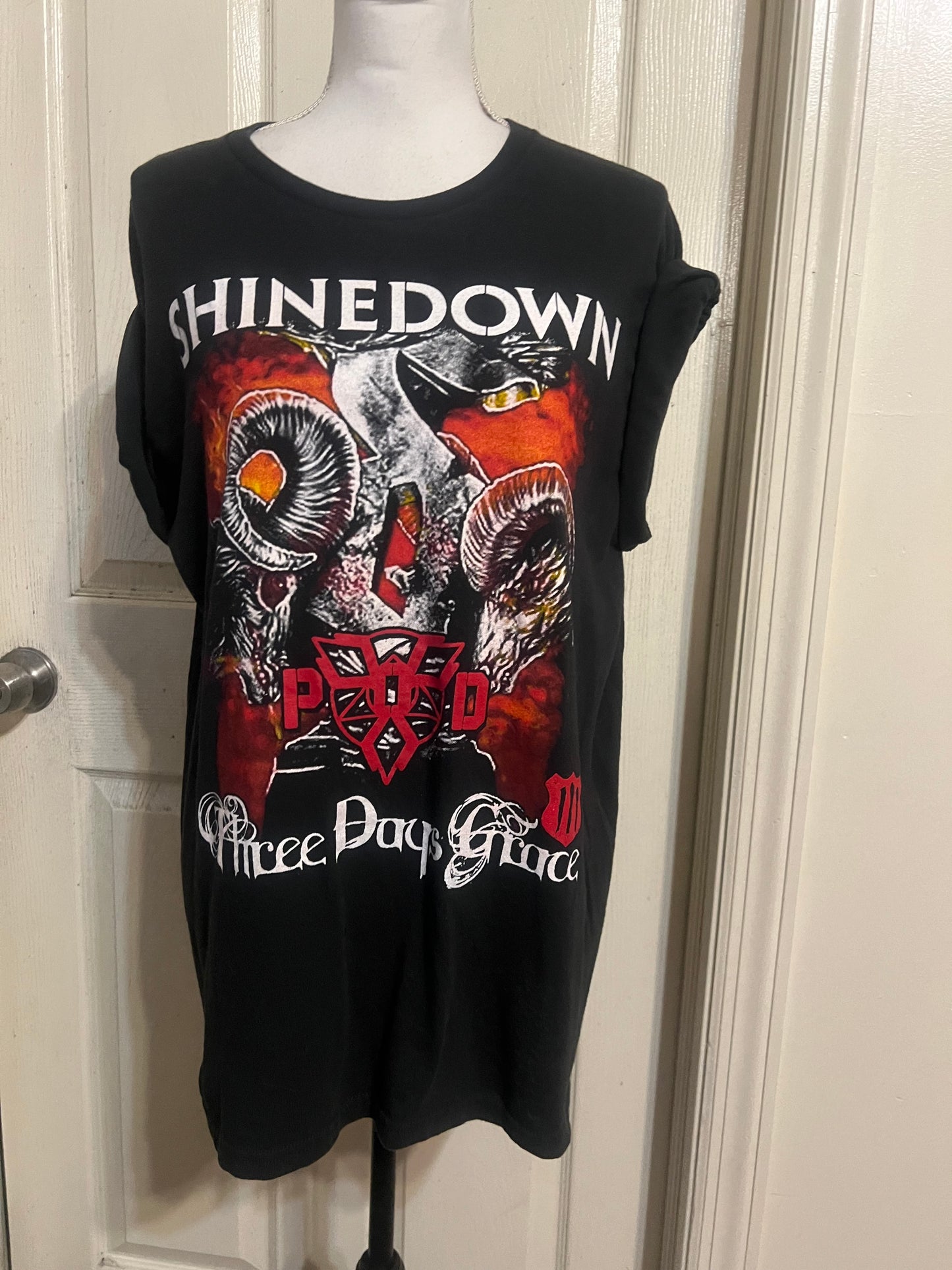 Vintage Shinedown/Three Days Grace Double Sided Oversized Tee
