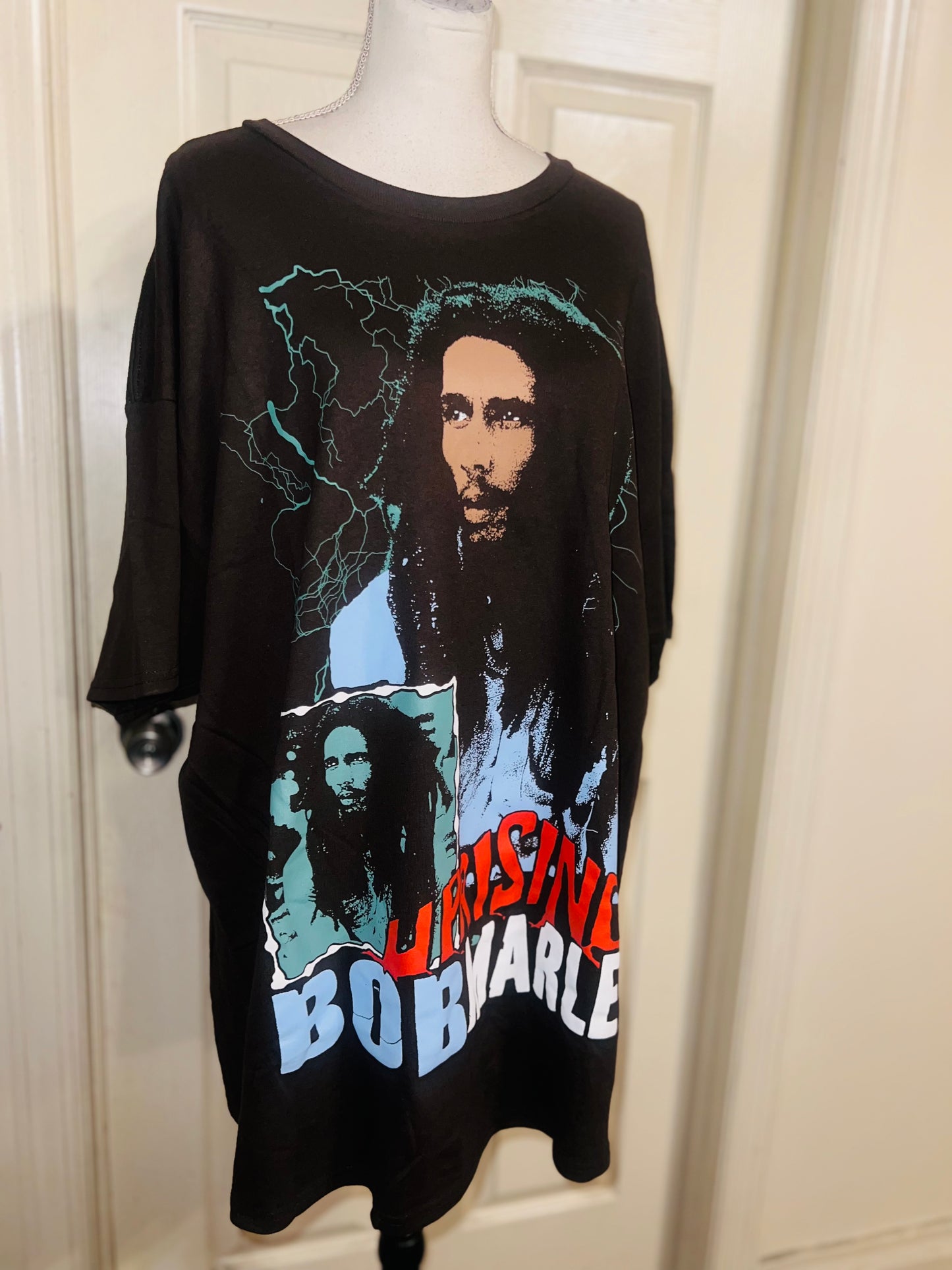 Bob Marley Oversized Distressed Tee