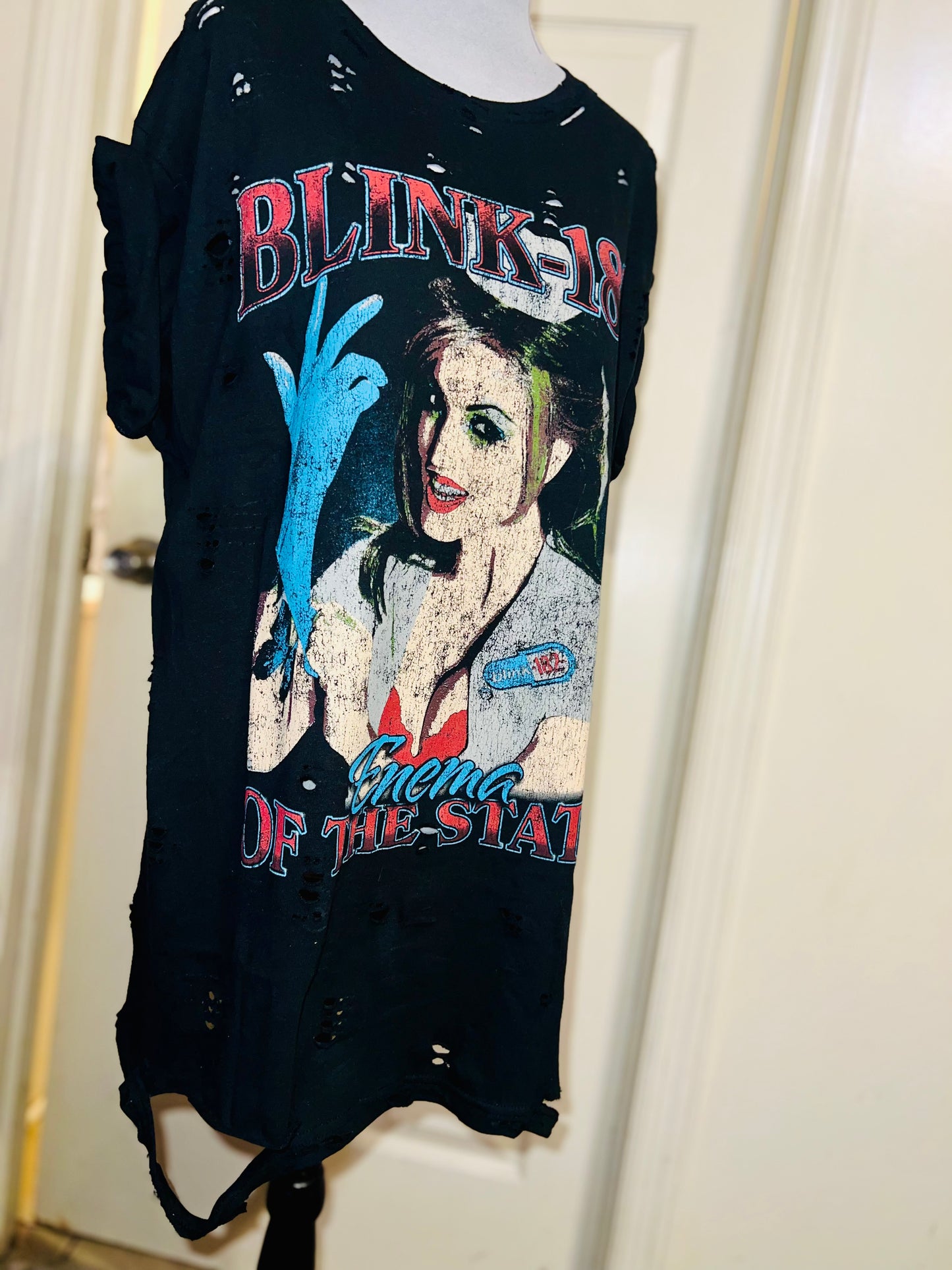 Blink 182 Oversized Distressed Tee