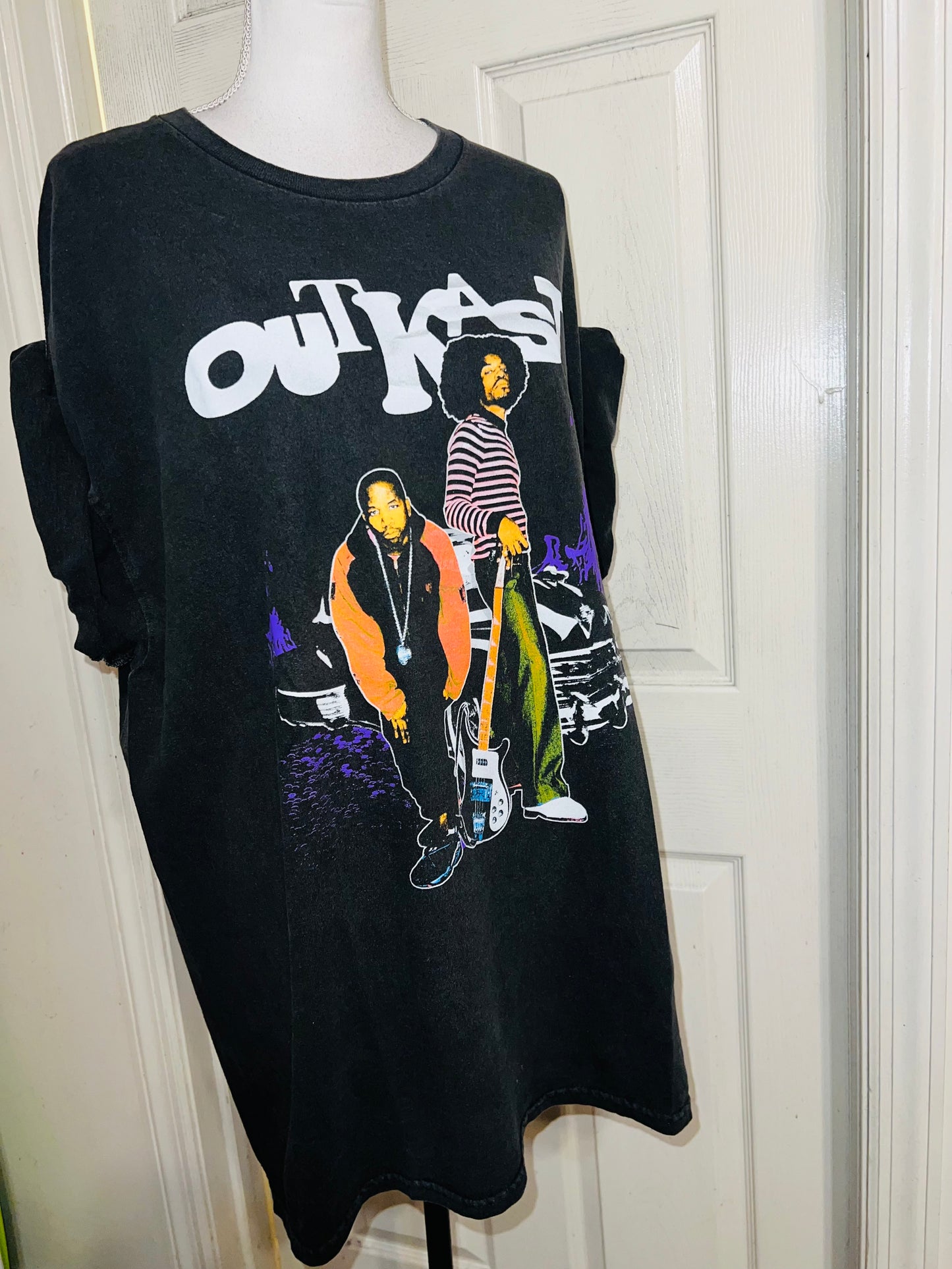 Outkast Oversized Distressed Tee