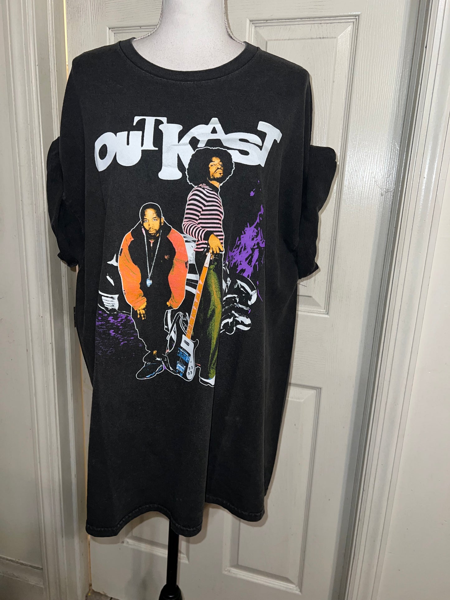 Outkast Oversized Distressed Tee