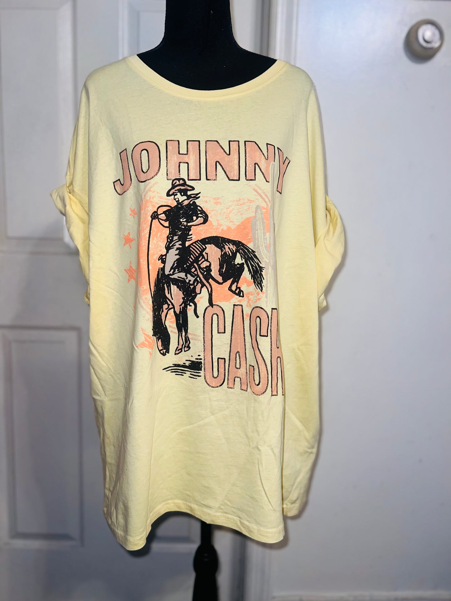 Johnny Cash Oversized Distressed Tee
