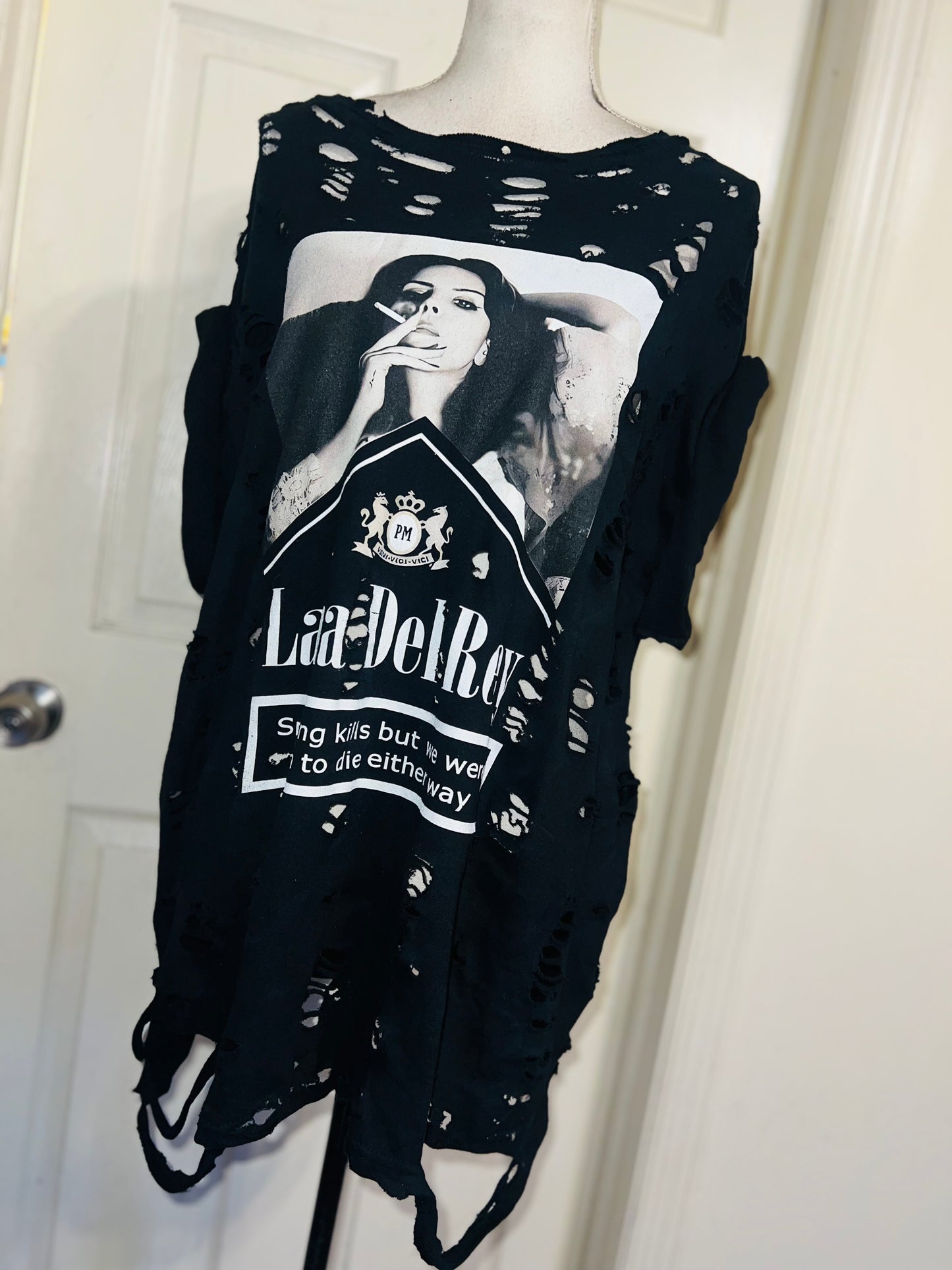 Lana Del Rey Born to Die Oversized Distressed Tee
