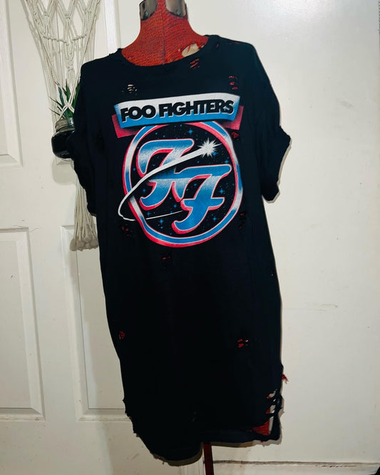 Foo Fighters Oversized Distressed Tee