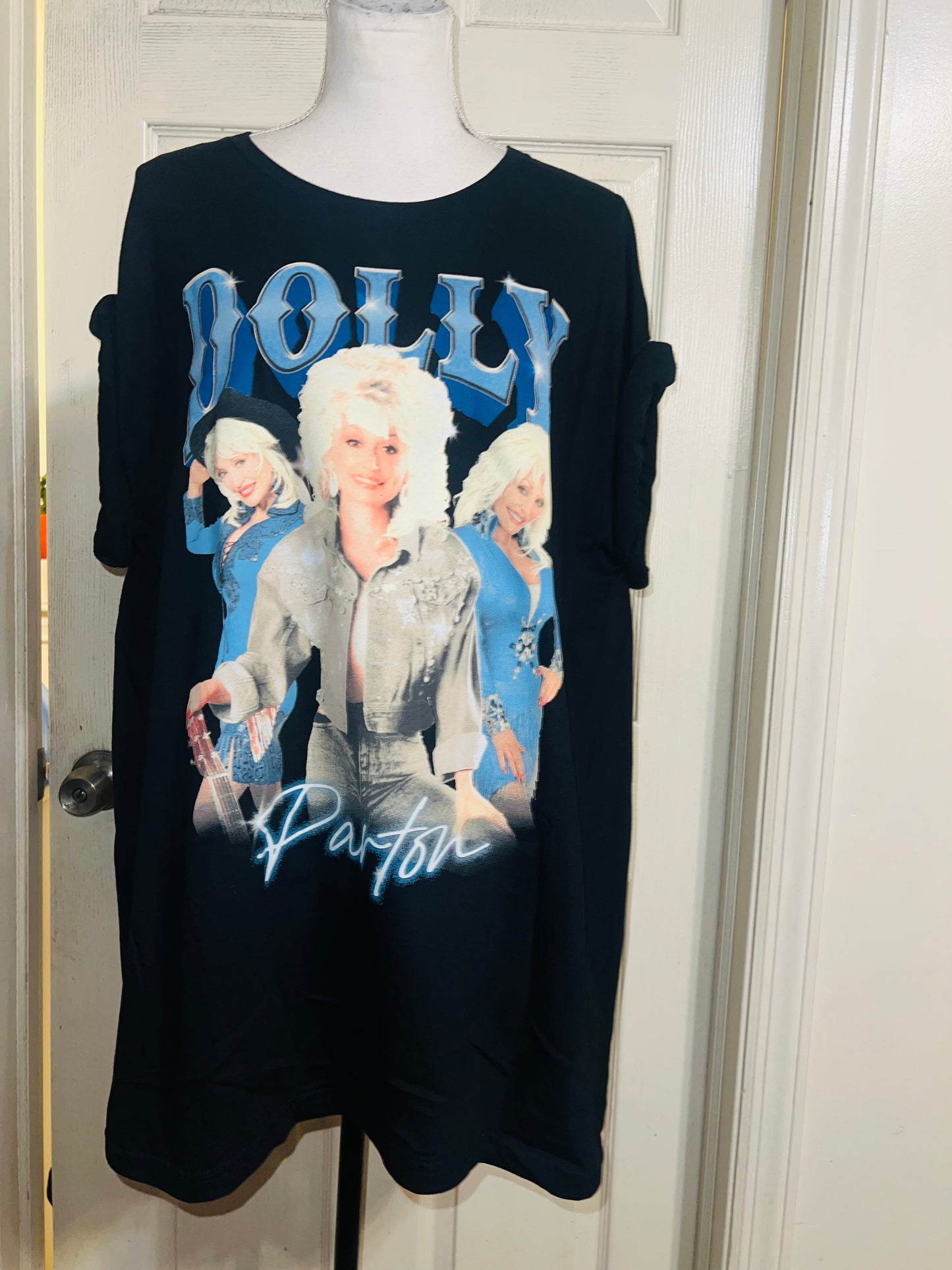 Dolly Parton Oversized Distressed Tee