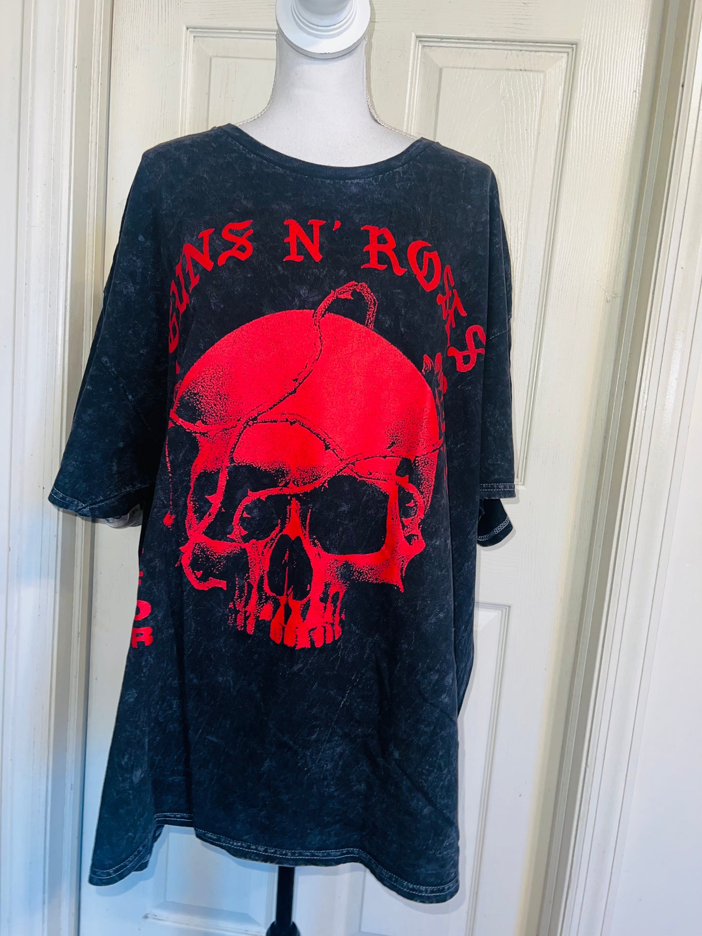 Guns N’ Roses Oversized Distressed Tee