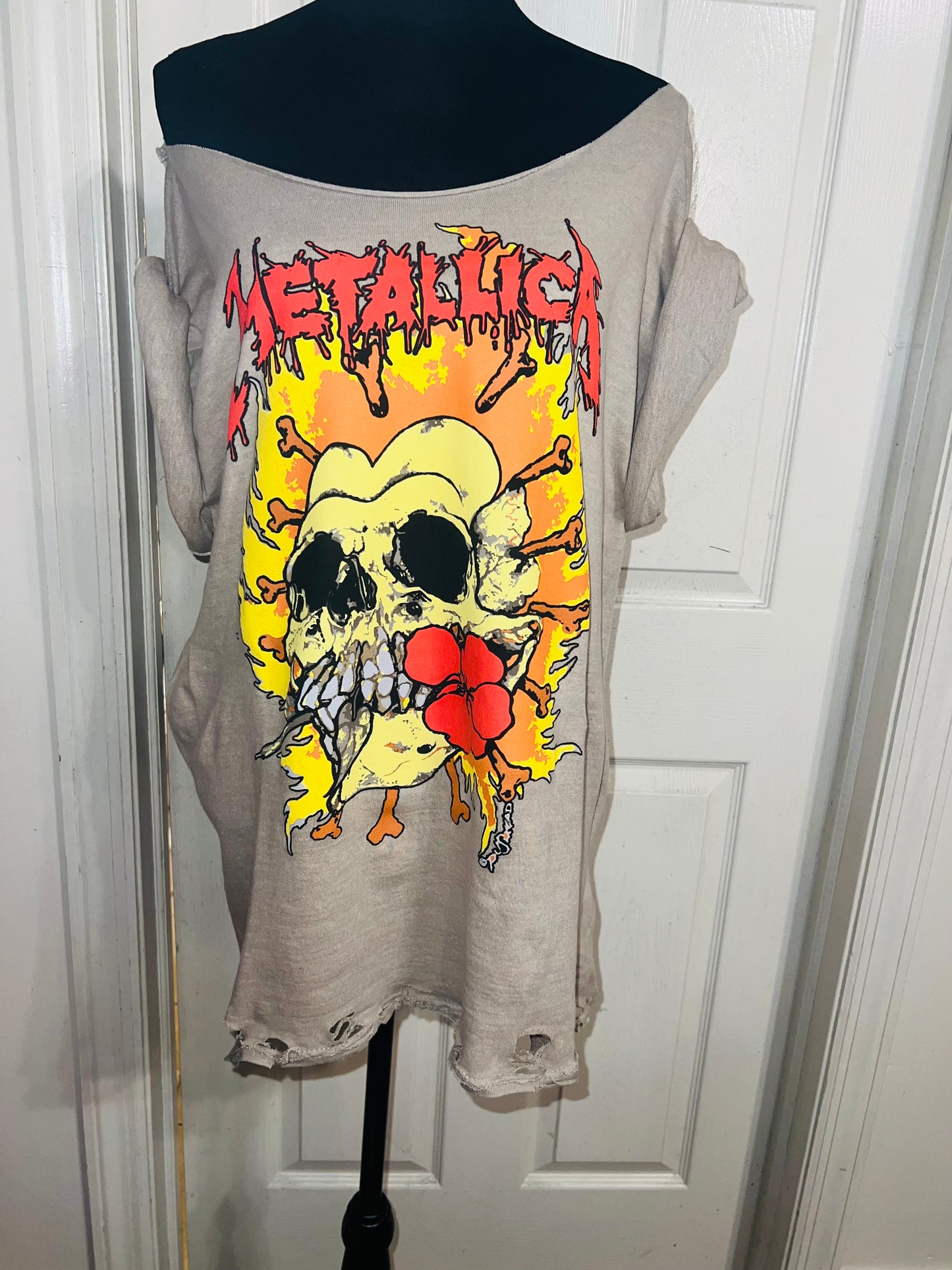 Metallica Oversized Distressed Tee