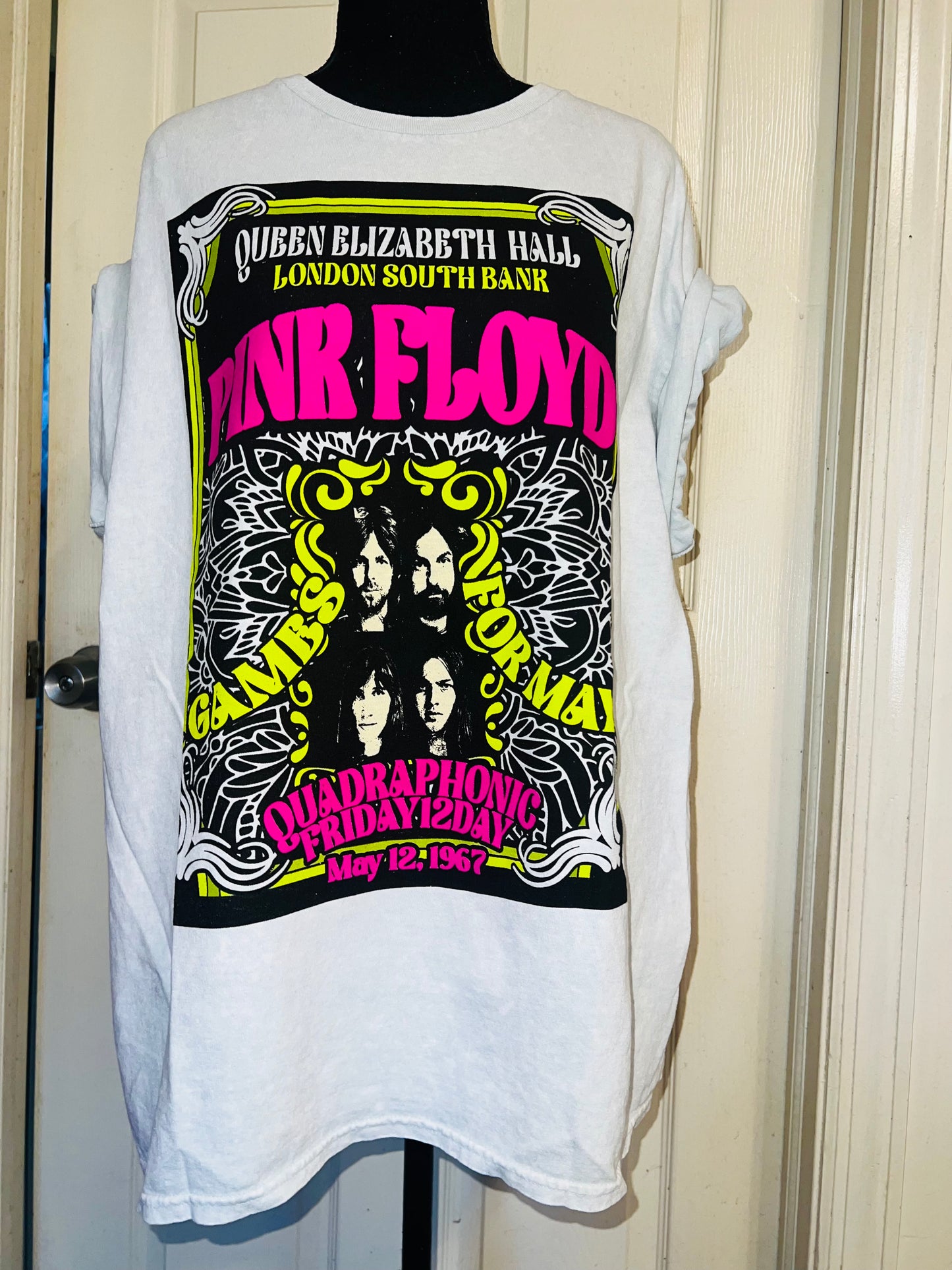 Pink Floyd Oversized Distressed Tee