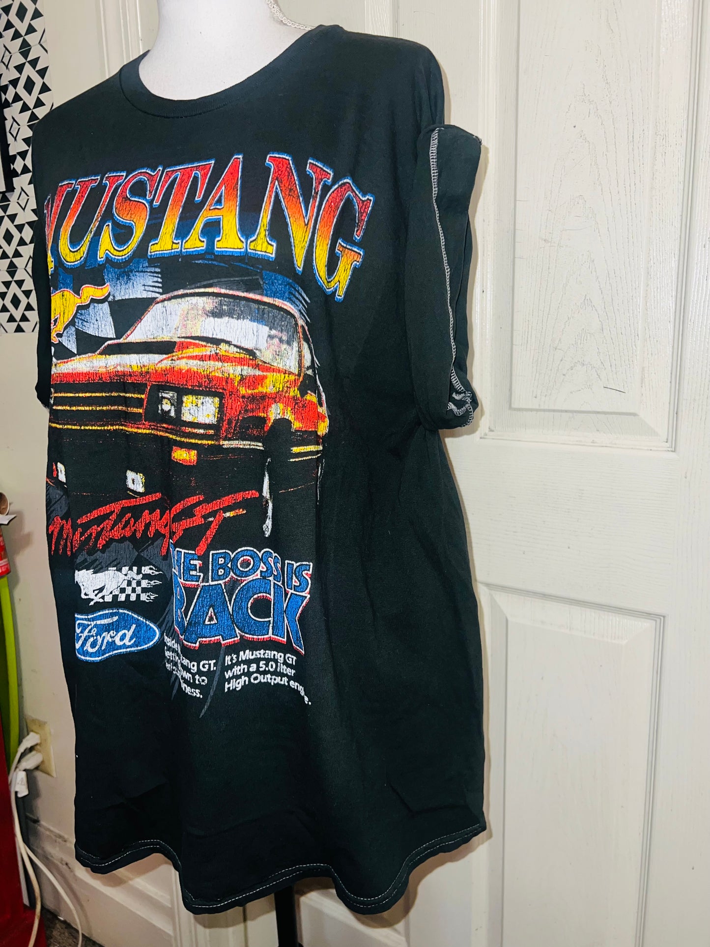 Ford Mustang Oversized Distressed Tee