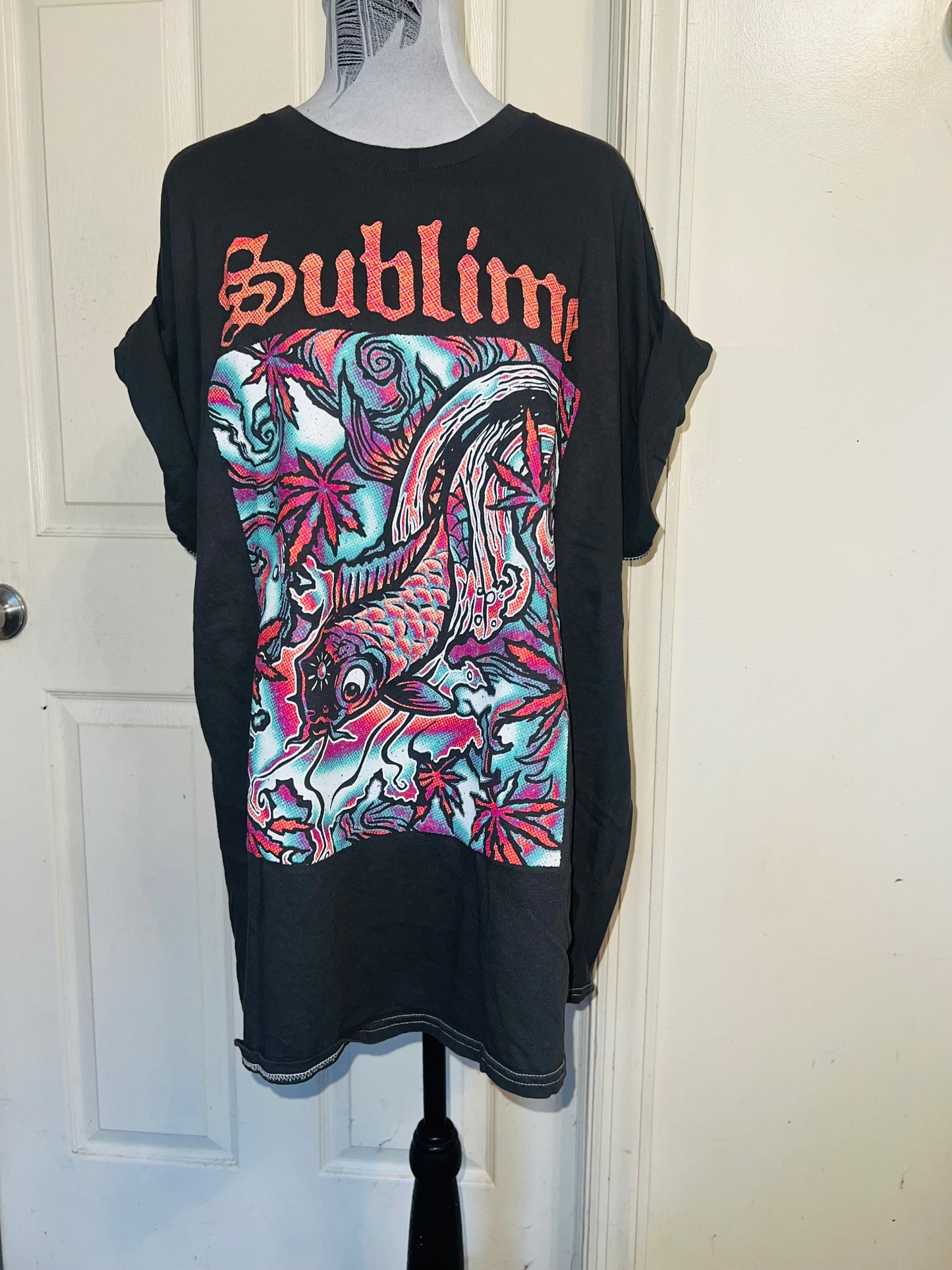 Sublime Oversized Distressed Tee
