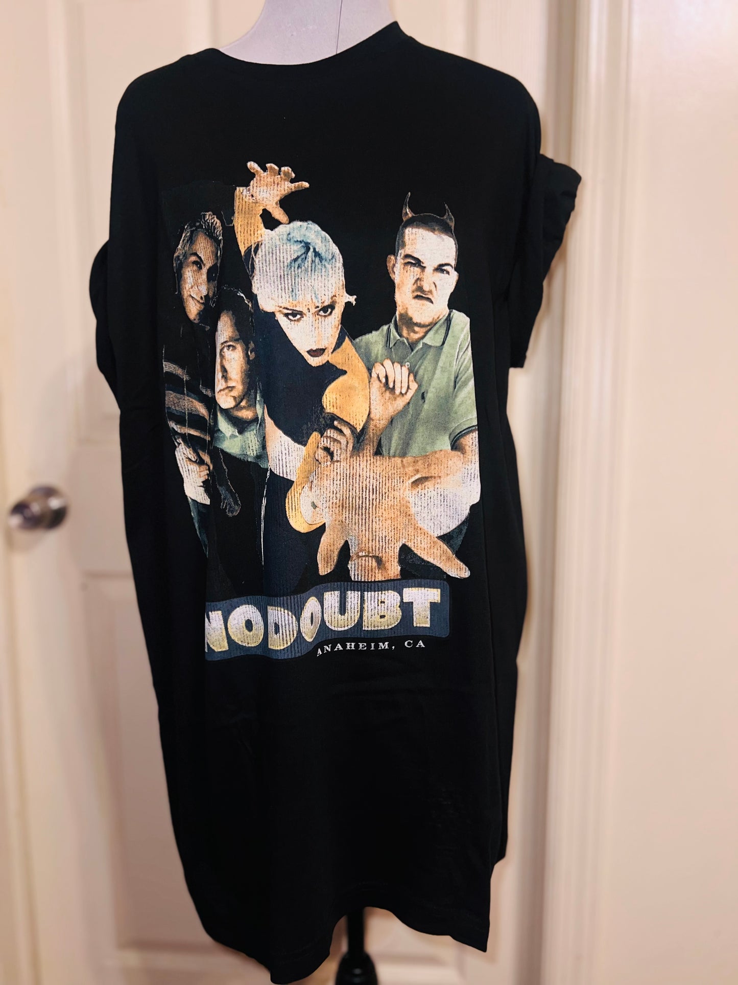 No Doubt Oversized Distressed Tee